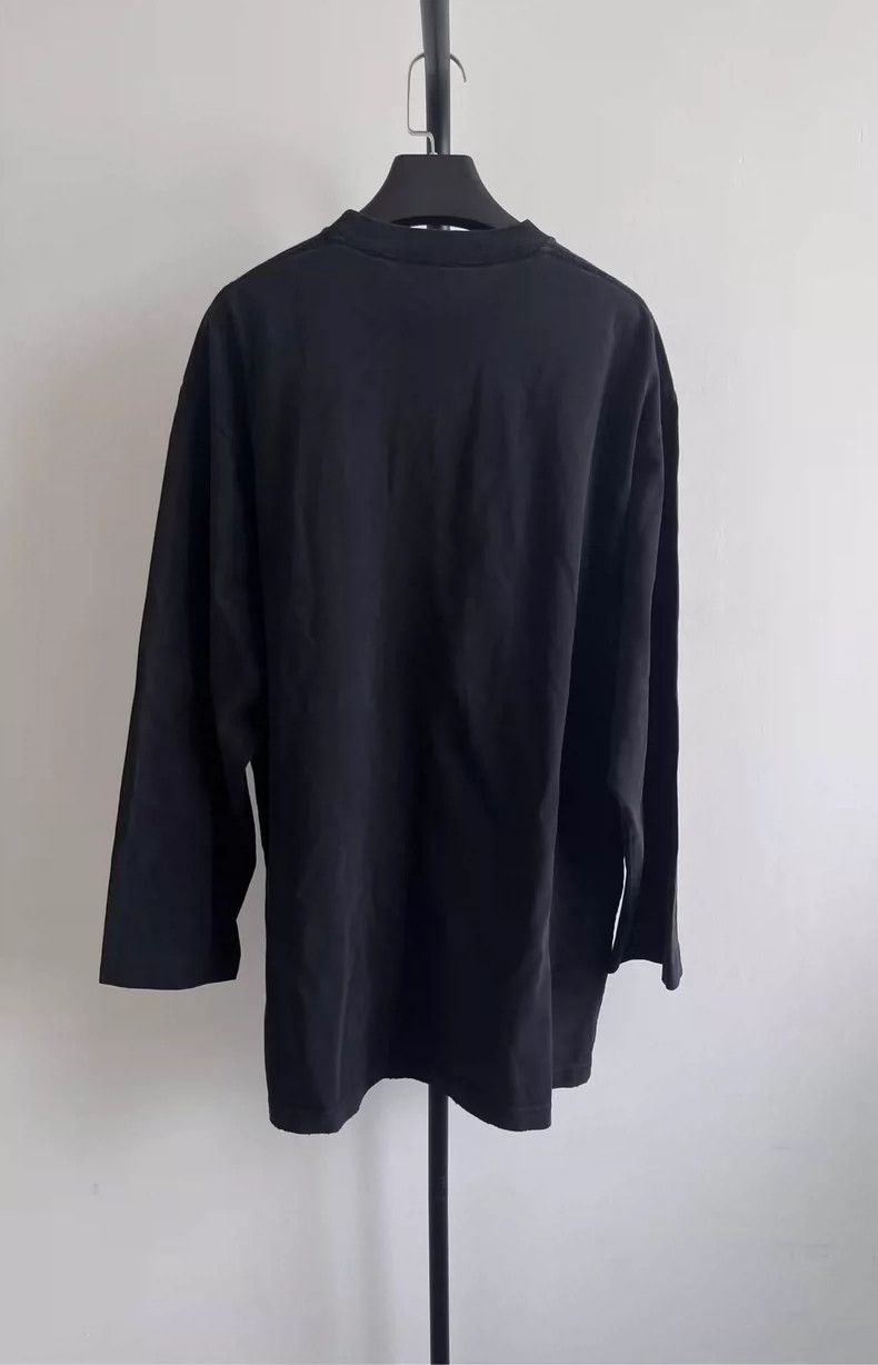 Balenciaga Balenciaga German Chariot Limited Worn Long-Sleeve T-Shirt Size US XXS / EU 40 - 2 Thumbnail