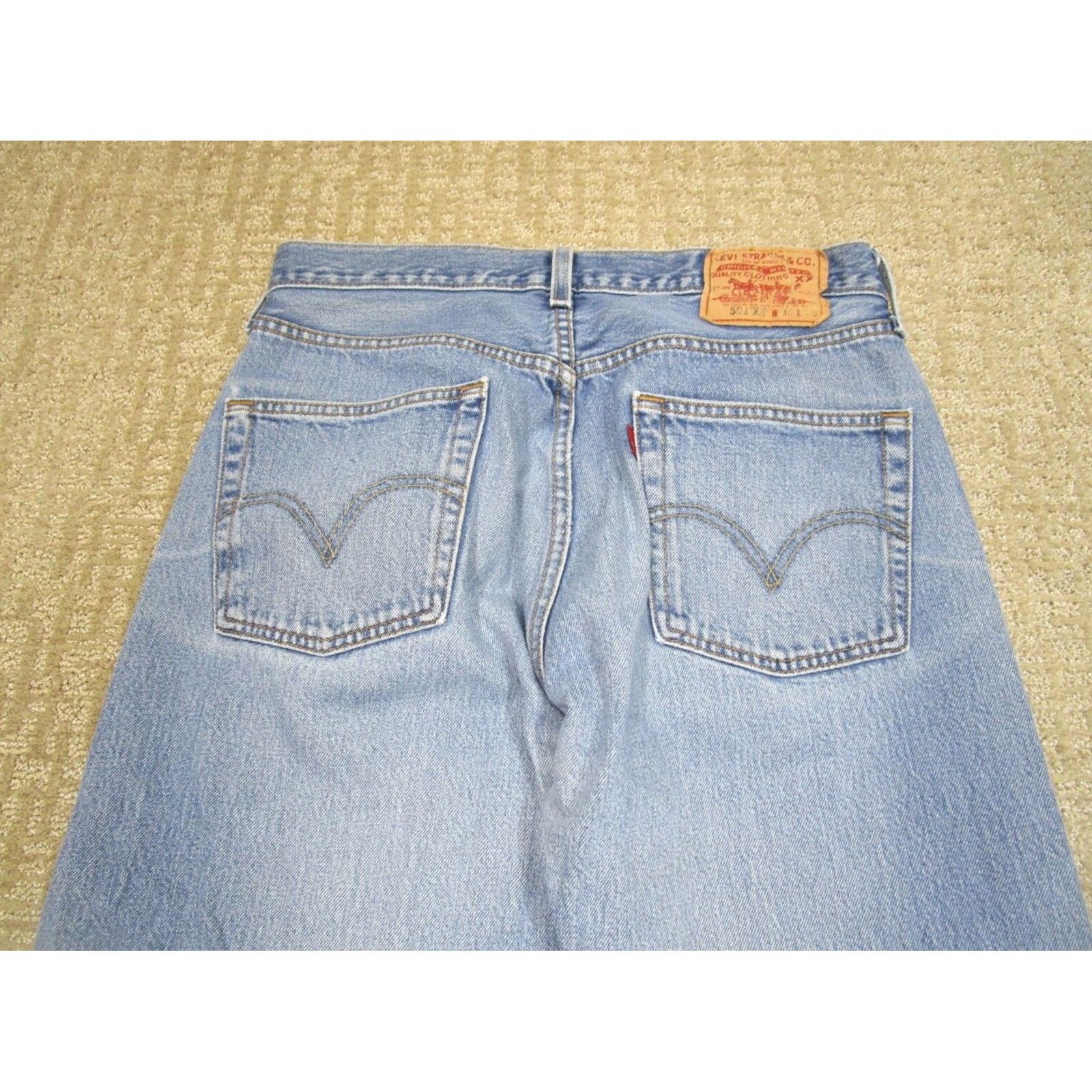 Levi's VINTAGE Levi's 501 XX Jeans Men 33x34 Light Blue Button Fly Pants Whisker 90s USA Mens Size US 33 - 4 Thumbnail