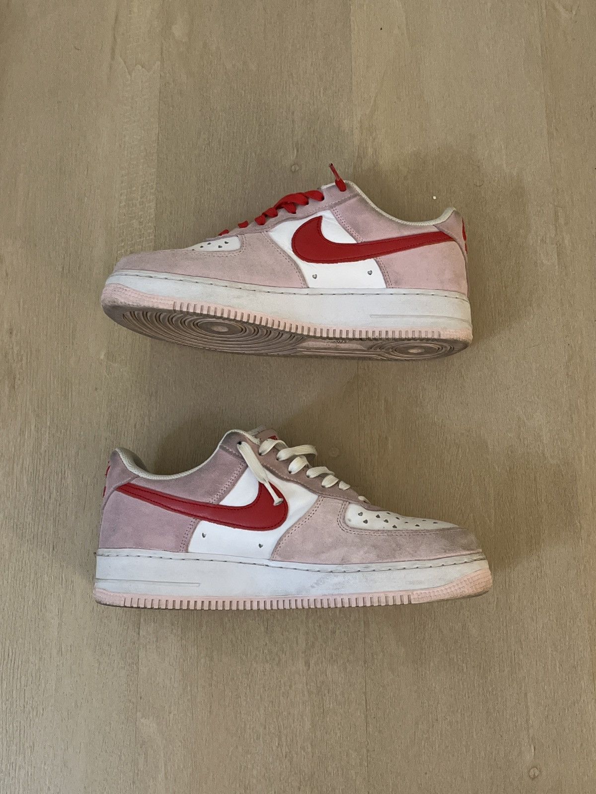 Nike Nike 2021 Valentine’s day Love Letter Air Force 1 Lows Size US 10 / EU 43 - 2 Thumbnail