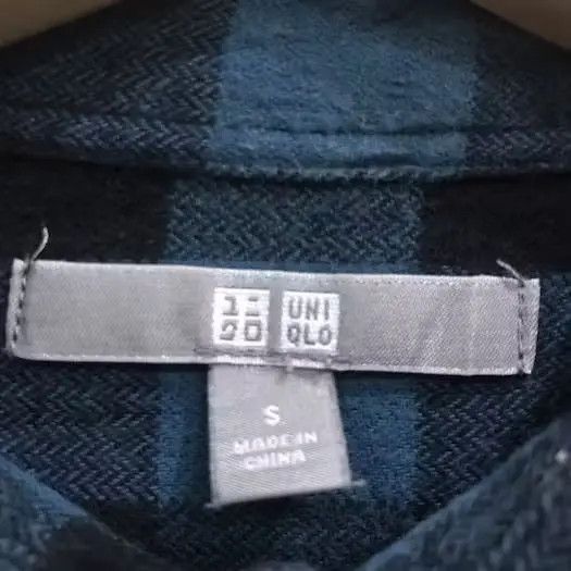 Flannel Japanese Brand Uniqlo Plaid Tartan Flannel Shirt Size US S / EU 44-46 / 1 - 5 Thumbnail