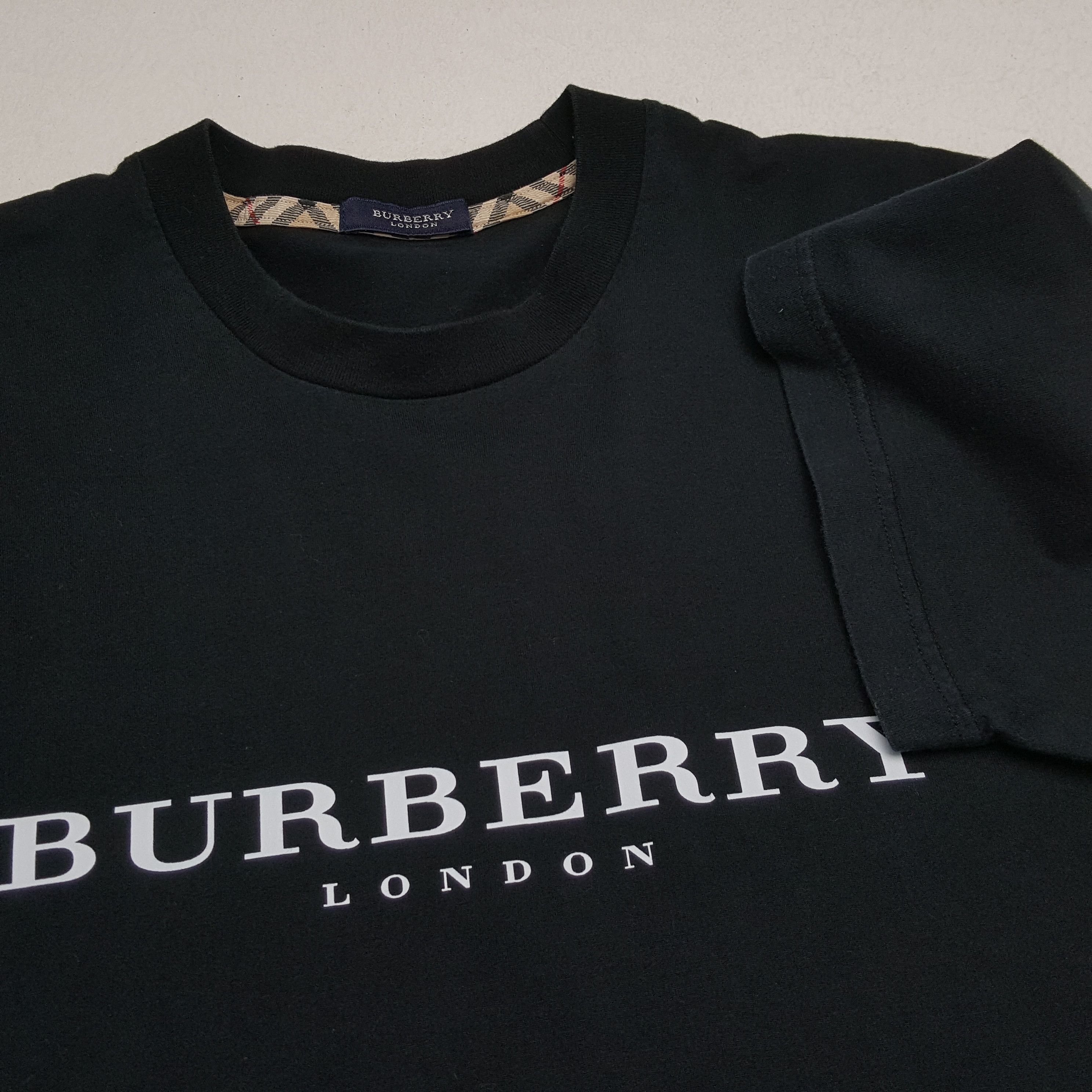 Burberry × Vintage BURBERRY LONDON Fashion Brand Custom Art Tshirt Size US M / EU 48-50 / 2 - 5 Thumbnail