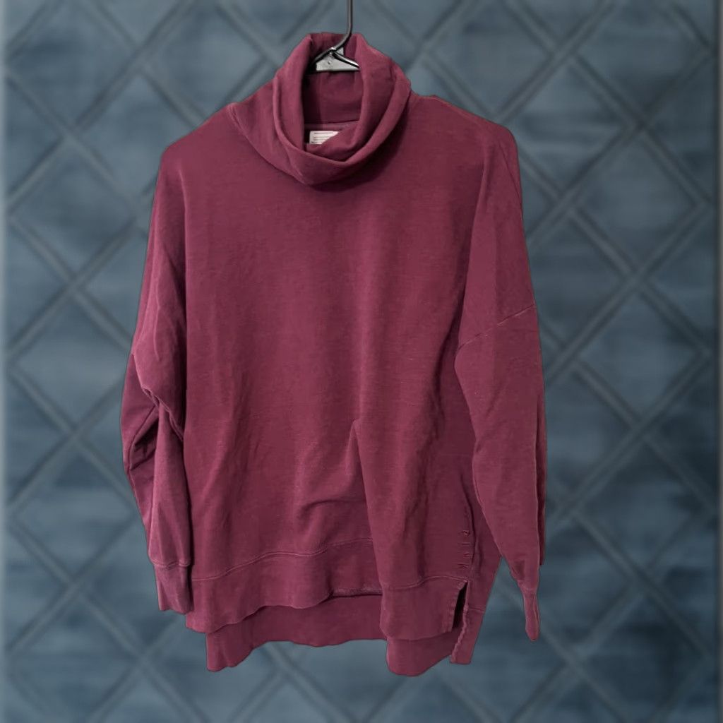 Victoria's Secret Victoria's Secret Sweater Womens XS Pullover Knit Logo Long Sleeve Turtleneck Casual Red Pink Solid Seasonal All Seasons Size XS / US 0-2 / IT 36-38 - 1 Thumbnail