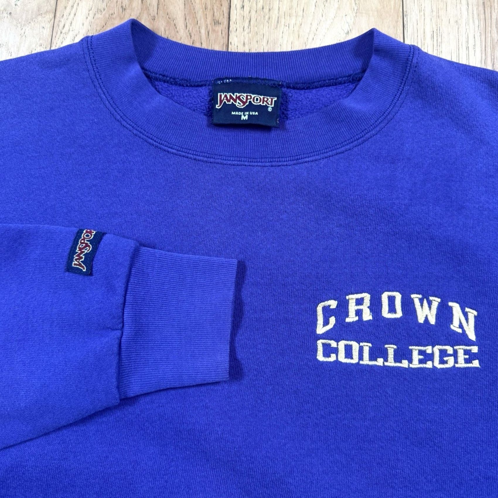 Jansport VINTAGE Jansport Sweatshirt Crown College Purple Crewneck USA Made Mens M Regular Pullover Purple Crewneck Mens USA College Sweatshirt Size US M / EU 48-50 / 2 - 3 Thumbnail