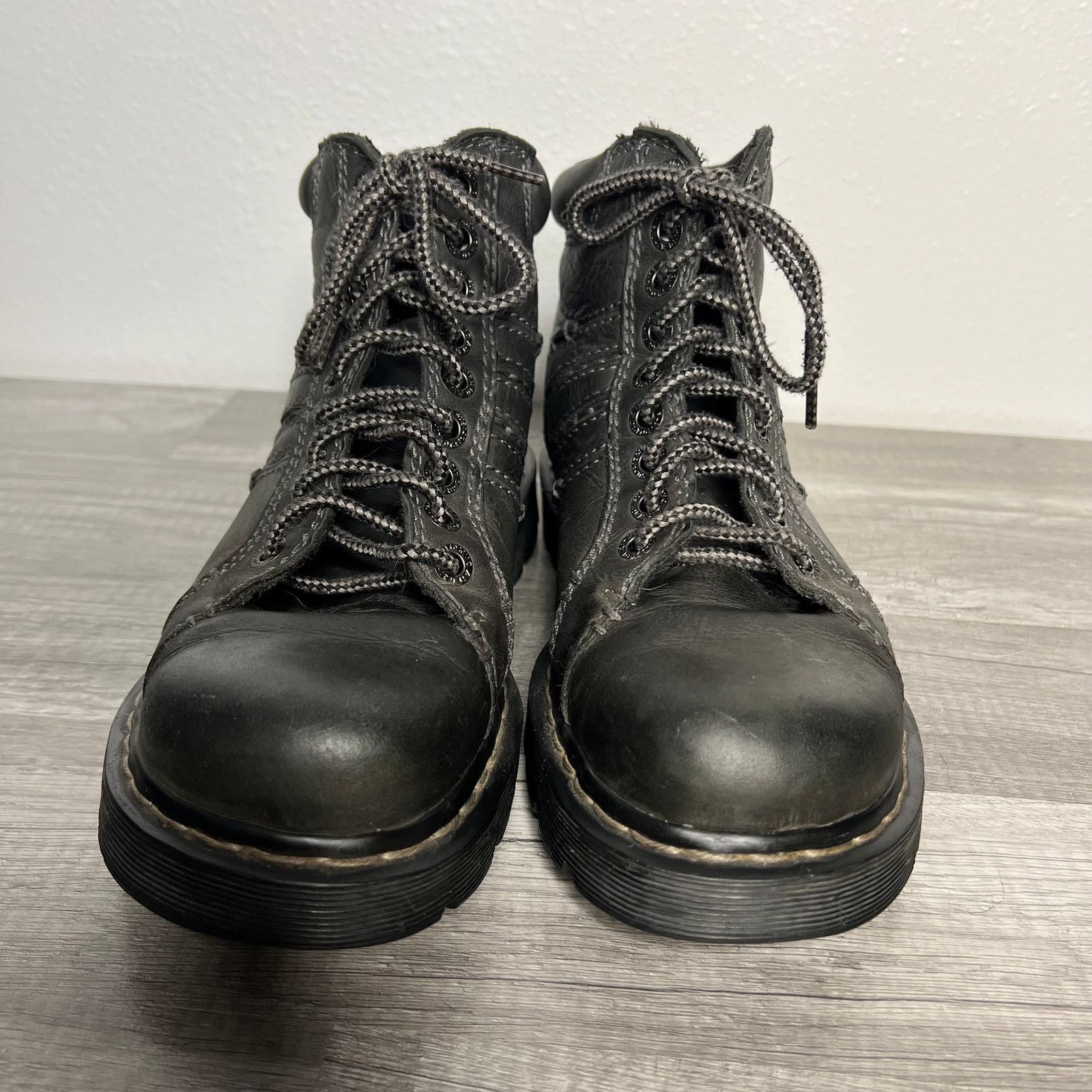 Dr. Martens Dr. Martens Jonas Lace Up Boots Green Womens 9 Mens 8 Size US 8 / IT 38 - 4 Thumbnail