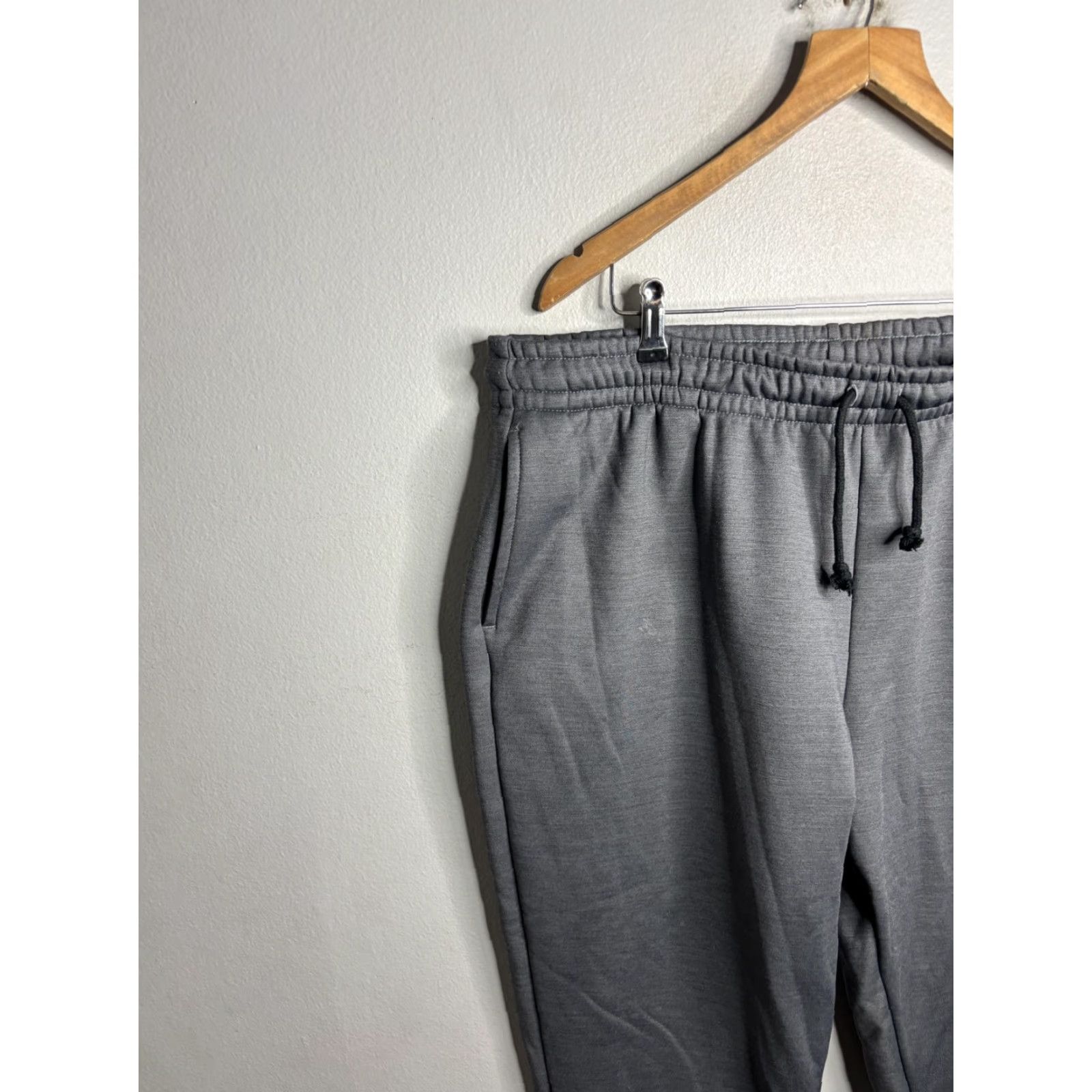 Nike Nike Therma-FIT Pants Mens 2XL Gray Fleece Jogger Elastic Waist Pockets Cuffed Size US 39 - 2 Thumbnail