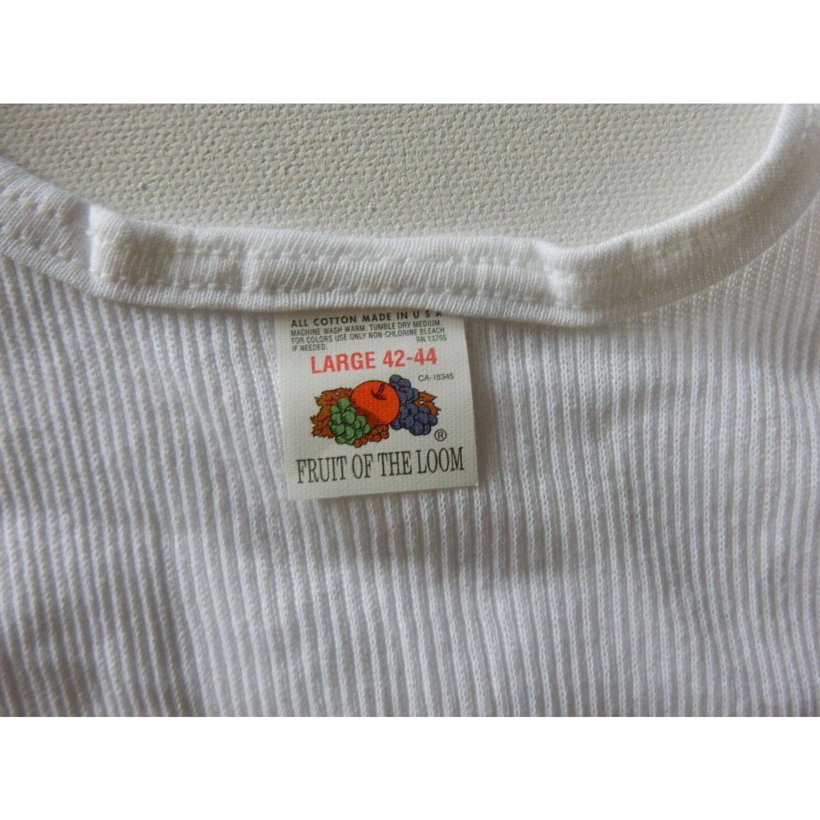 Fruit Of The Loom VINTAGE Fruit Of The Loom USA Made Men's Sleeveless Undershirt White Large Tall Size US L / EU 52-54 / 3 - 3 Thumbnail