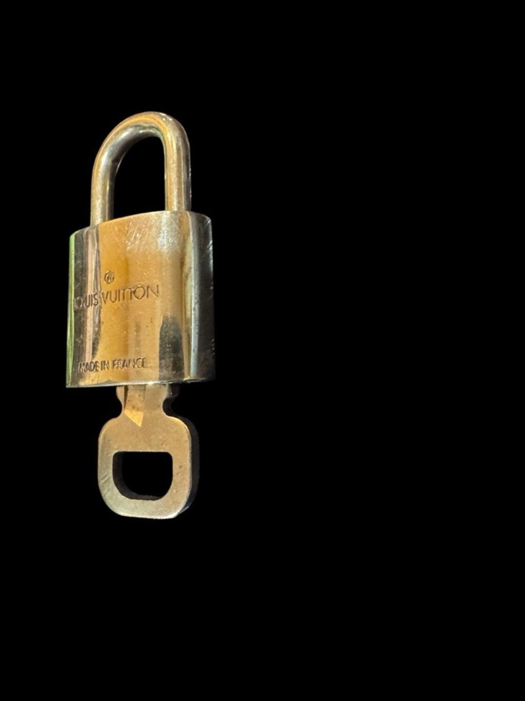 Louis Vuitton Louis Vuitton Gold-tone Padlock with Key #308 & COA Size ONE SIZE - 6 Thumbnail