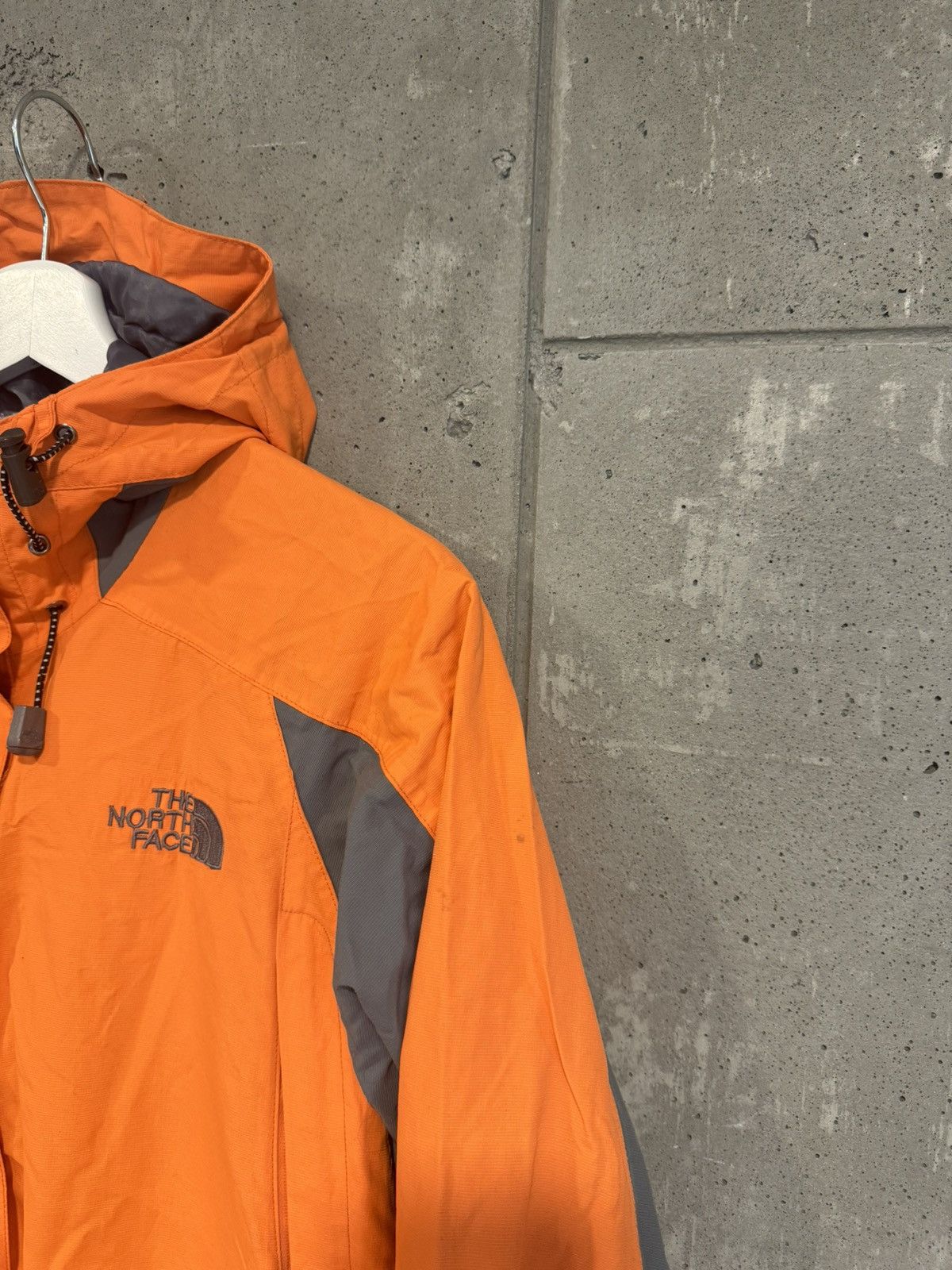 The North Face Vintage The North Face Summit Series HyVent Jacket Men’s M Size US M / EU 48-50 / 2 - 4 Thumbnail