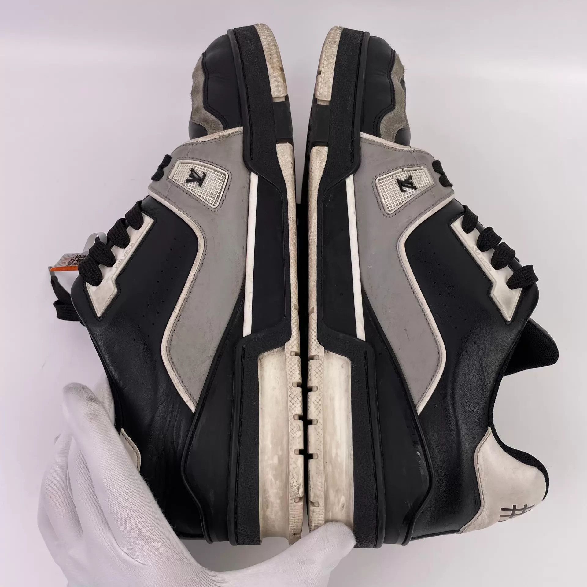 Louis Vuitton LV Trainer Black Leather UK9 Size US 10 / EU 43 - 3 Thumbnail