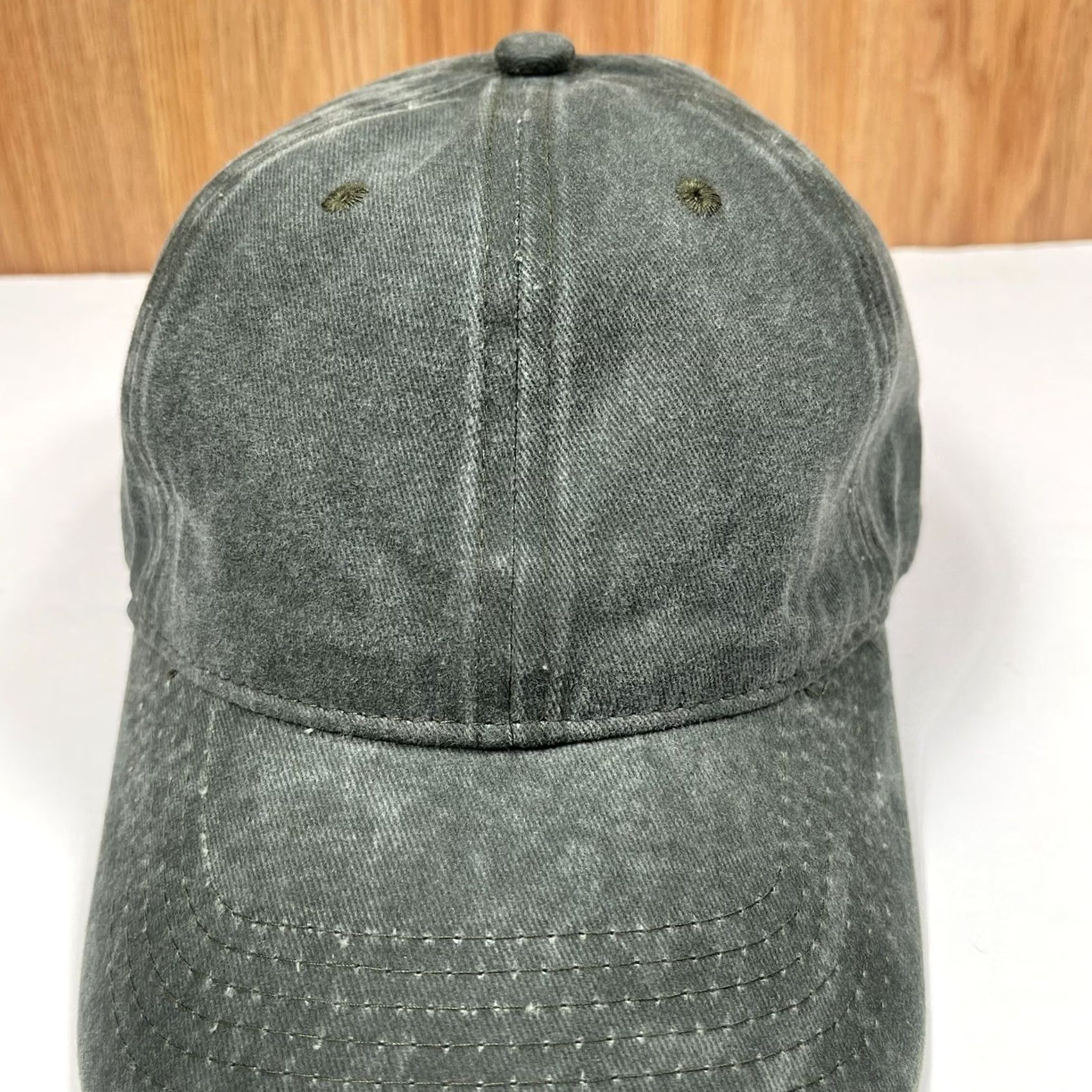 Vintage Adjustable Gray Strapback Baseball Cap Adult Unisex Size ONE SIZE - 3 Thumbnail