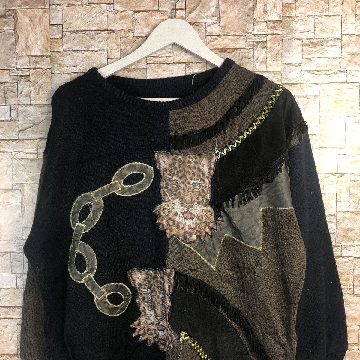 Vintage Cheetah art design vintage Black sweatshirt Knitwear #A164 Size L / US 10 / IT 46 - 2 Thumbnail