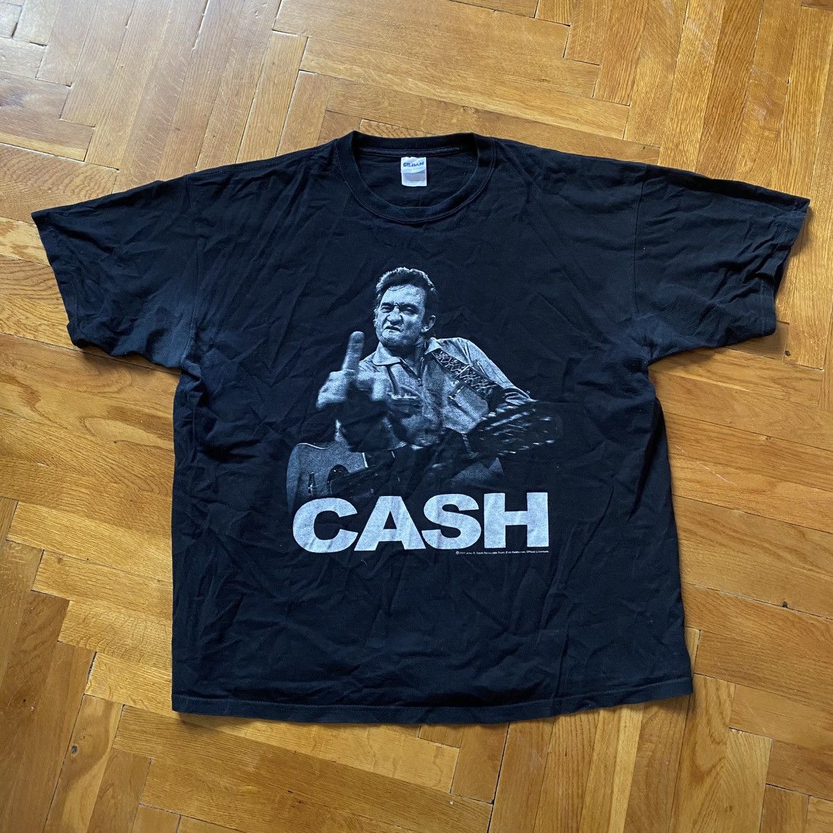 Band Tees JOHNNY CASH 2009 MIDDLE FINGER PRINT T SHIRT Size US XL / EU 56 / 4 - 1 Thumbnail