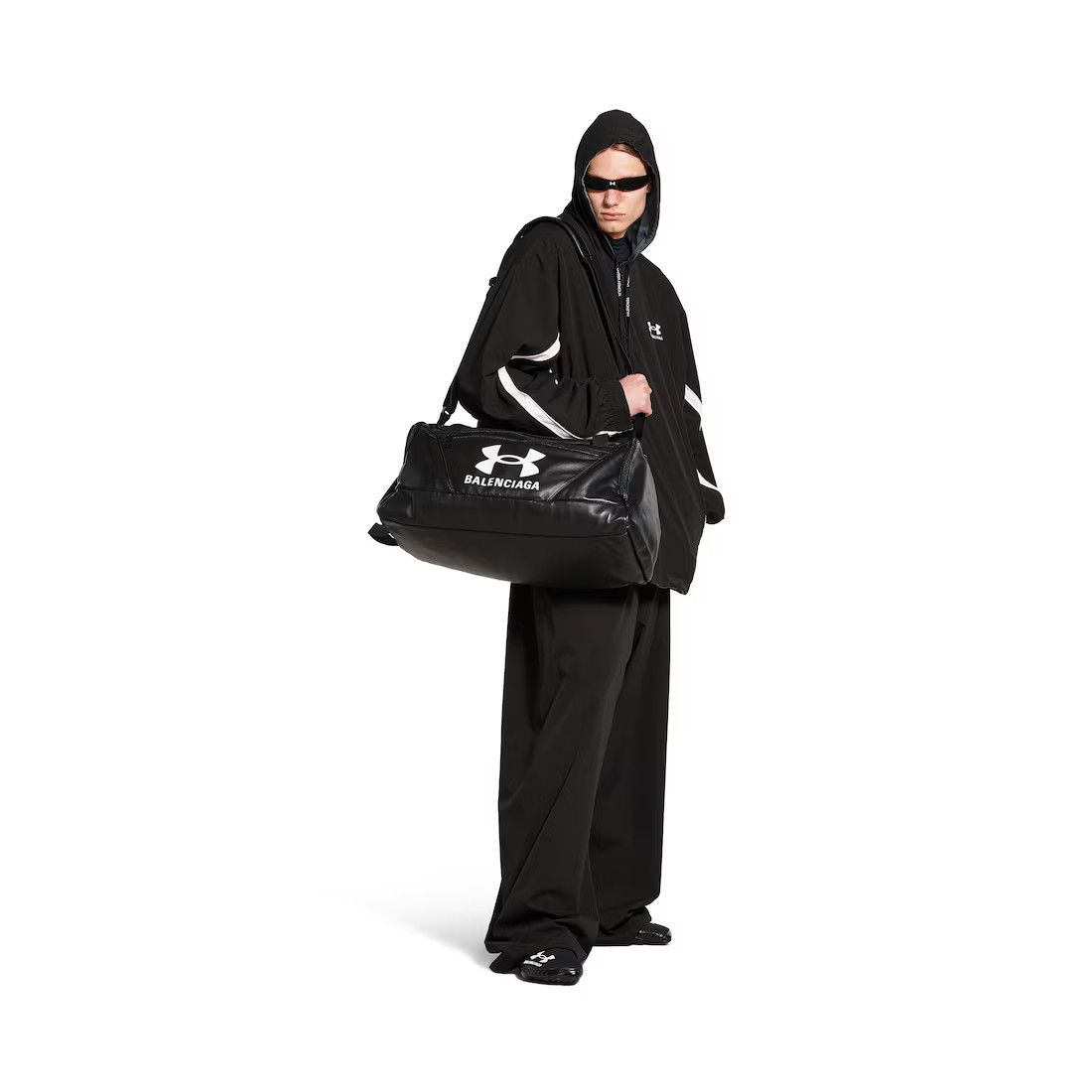 Balenciaga × Under Armour o1w1db10425 Size: OS / Under Armour® Gym Bag in Black Size ONE SIZE - 4 Thumbnail