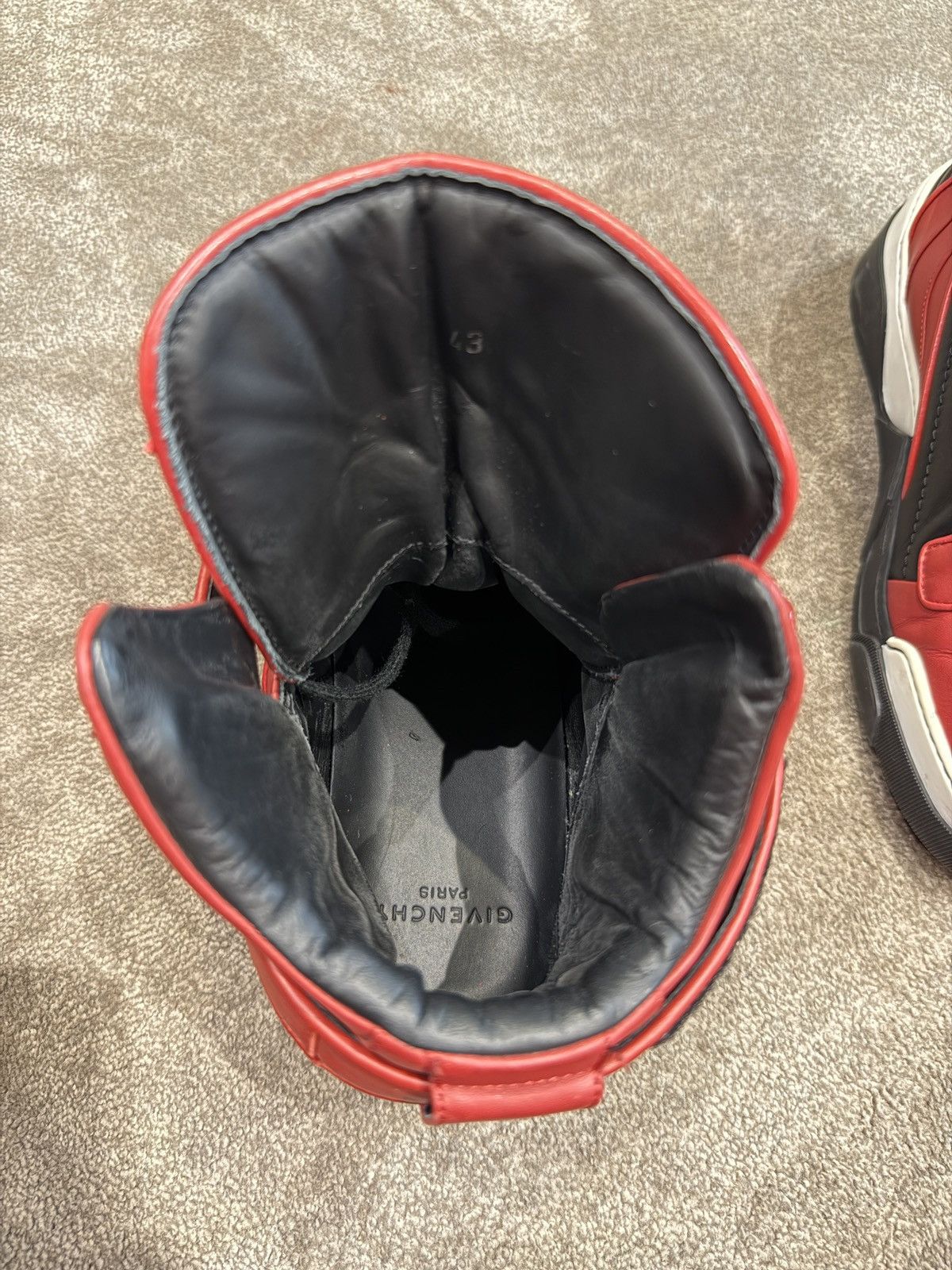 Givenchy GIVENCHY TYSON STAR RED HIGH TOP LEATHER SNEAKERS Size US 10 / EU 43 - 20 Thumbnail
