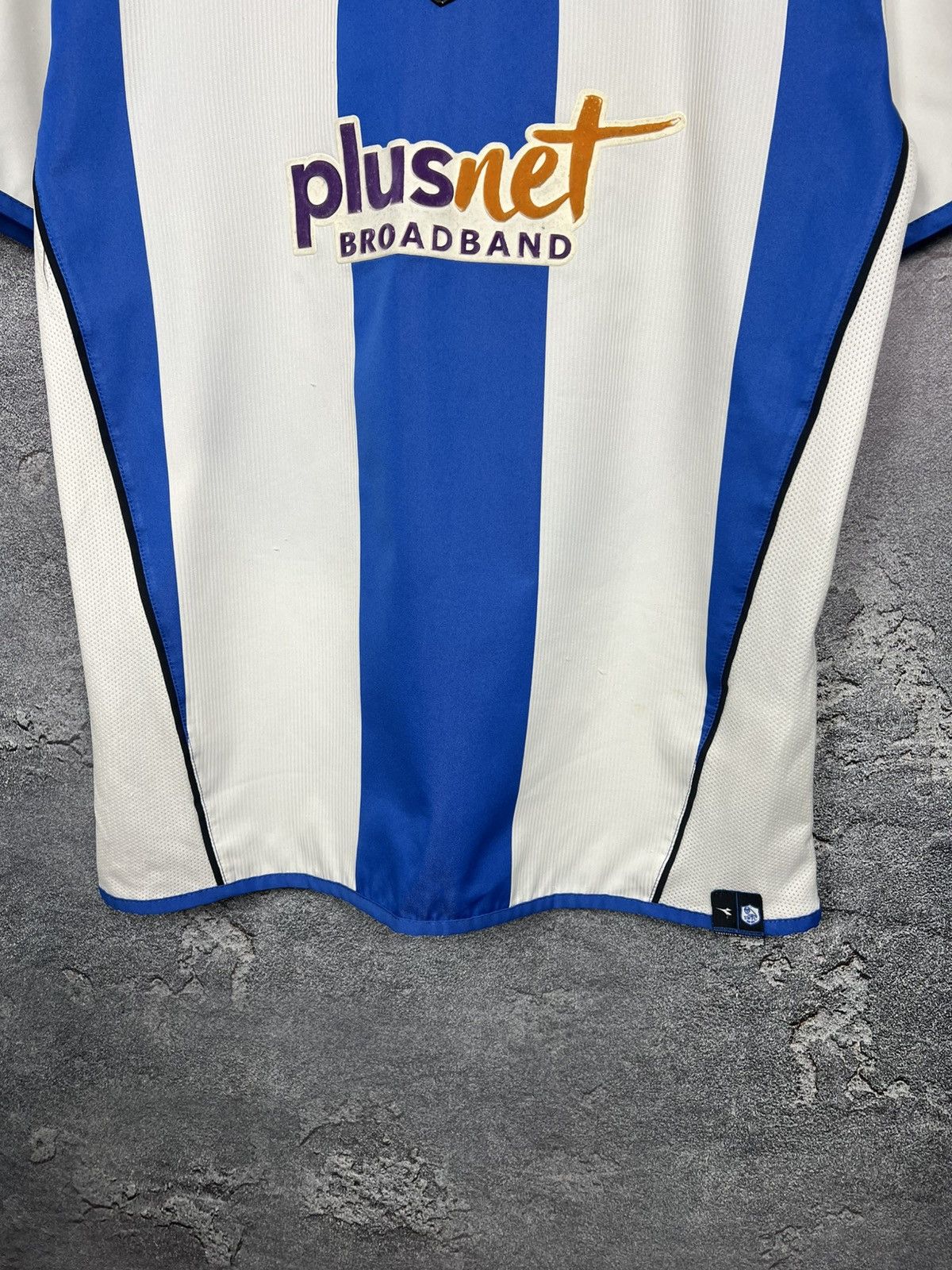 Diadora Vintage 2005 Diadora Sheffield Wednesday Home Jersey Tshirt Size US S / EU 44-46 / 1 - 5 Thumbnail