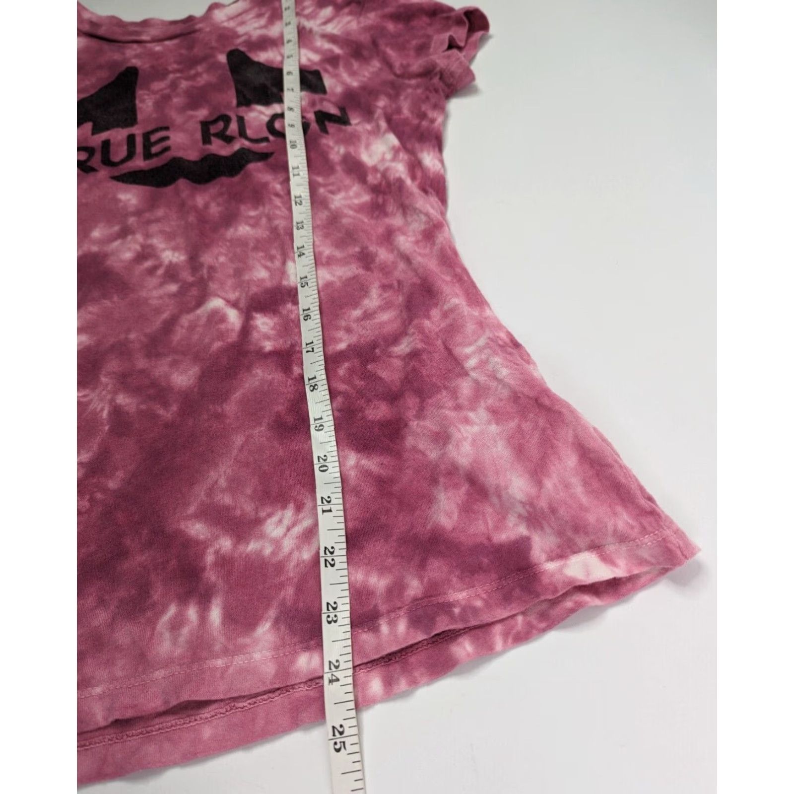 True Religion VINTAGE True Religion Tee Women’s XS Pink Horseshoe Logo Tie Dye T-Shirt Women XS Pink True Religion Tee Size XS / US 0-2 / IT 36-38 - 3 Thumbnail