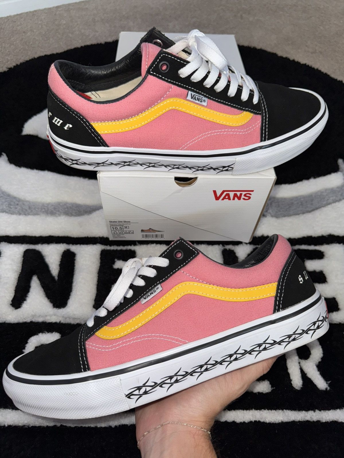 Supreme × Vans Vans Skate Old Skool x Supreme Pink (Size 10.5 