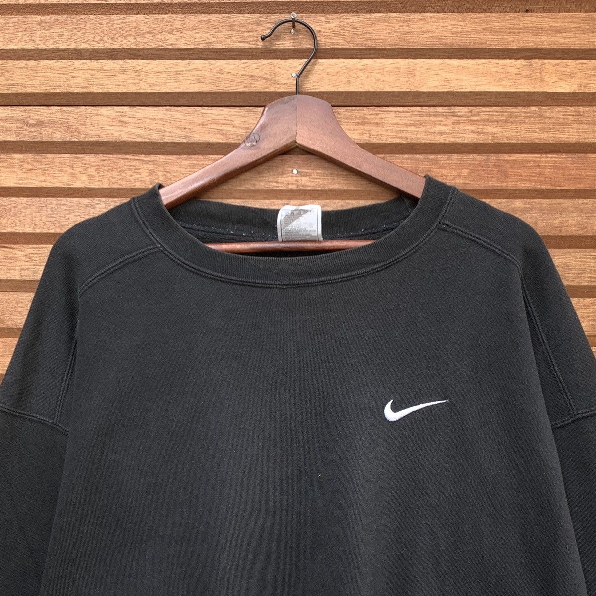 Nike × Vintage Vintage 90s Nike Small Swoosh Crewneck Size US XL / EU 56 / 4 - 3 Thumbnail
