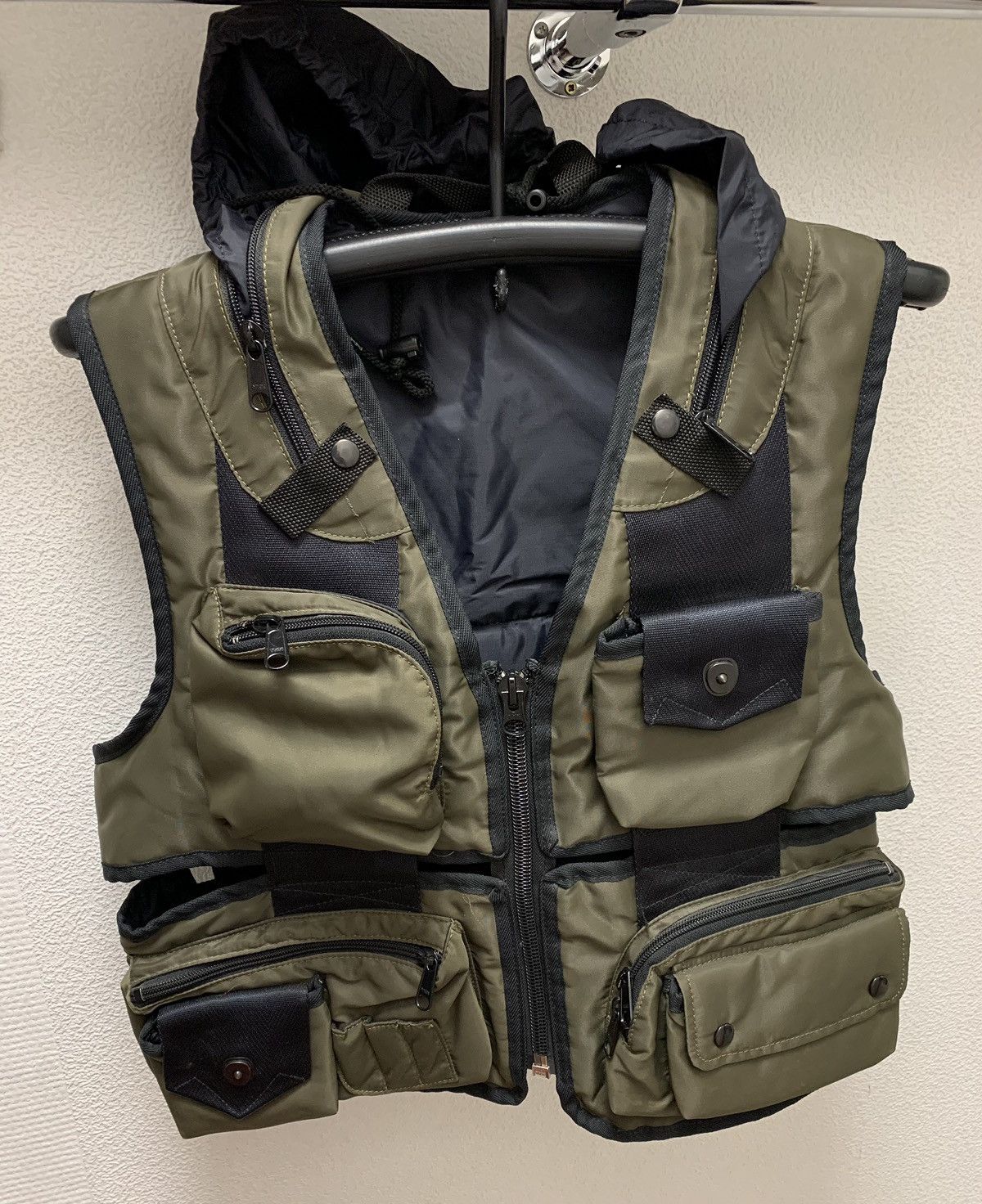 Issey Miyake Issey Miyake Cargo Vest AW1996 Archival Clothing M sz Size US M / EU 48-50 / 2 - 7 Thumbnail