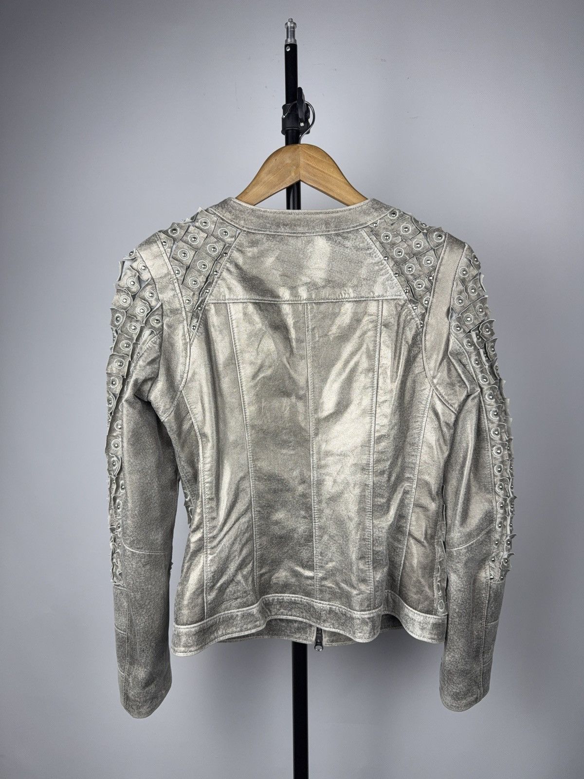 Japanese Brand 00s MANEBO Studded Leather Moto Jacket with Grommet Panels S Size S / US 4 / IT 40 - 13 Thumbnail