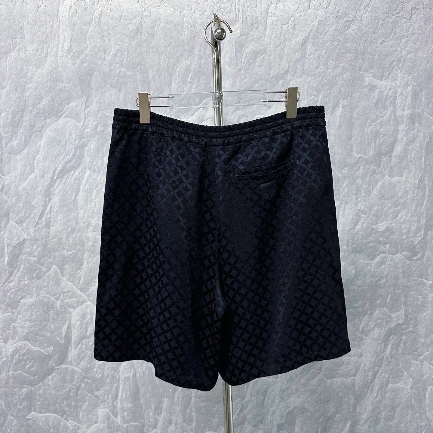 Louis Vuitton Louis Vuitton Nigo FW25 Jacquard Shorts Size US 36 / EU 52 - 4 Thumbnail