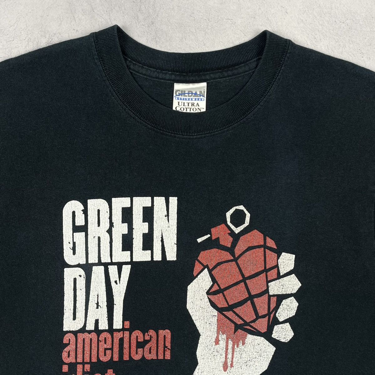 Band Tees Vintage Green Day American Idiot album rock band tee 2004 Size US S / EU 44-46 / 1 - 3 Thumbnail