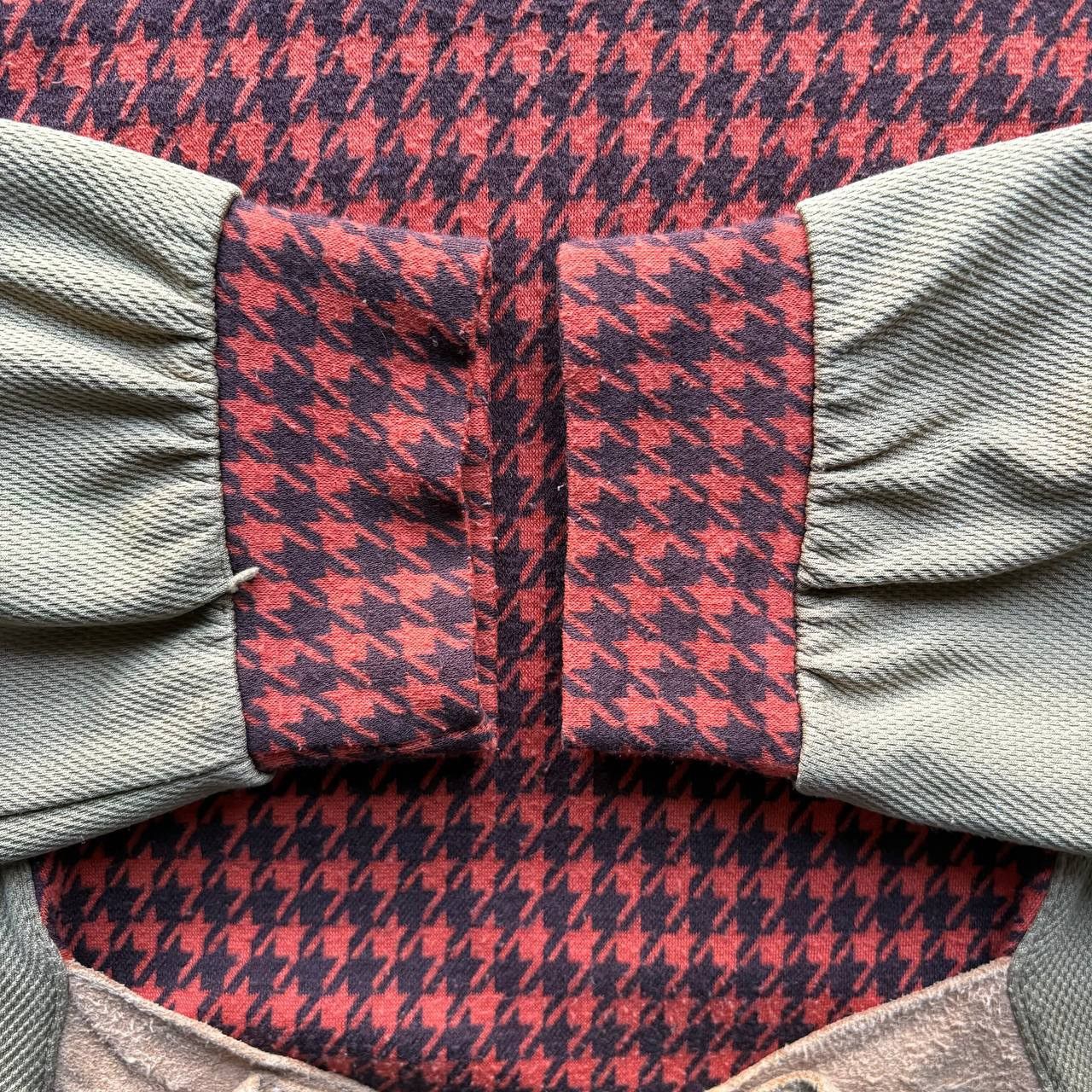 Chanel Chanel Vintage 90s Houndstooth Turtleneck Sweater Size US M / EU 48-50 / 2 - 5 Thumbnail