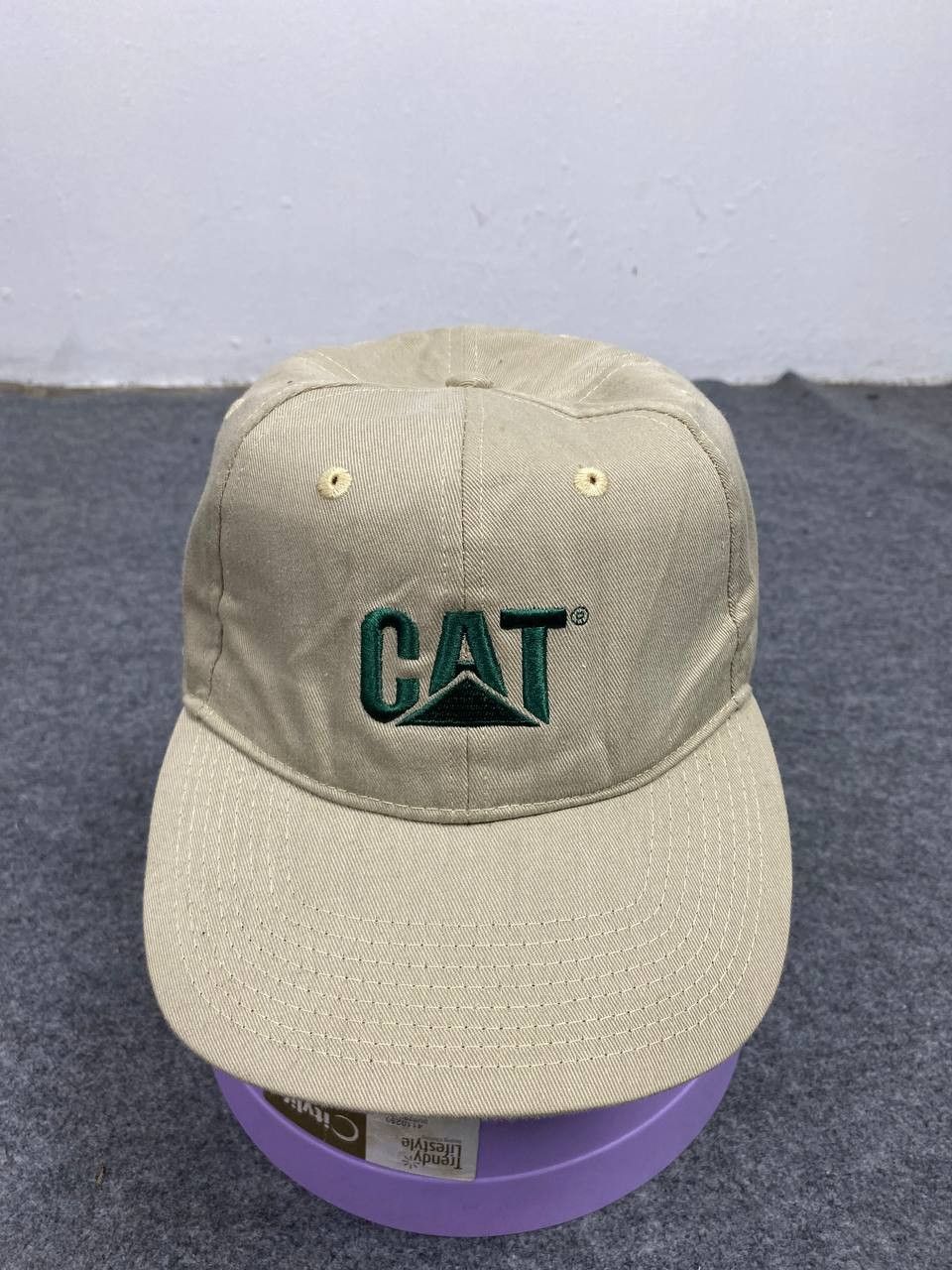 Caterpillar vintage catterpillar velcro strap cap embroided Size ONE SIZE - 1 Thumbnail