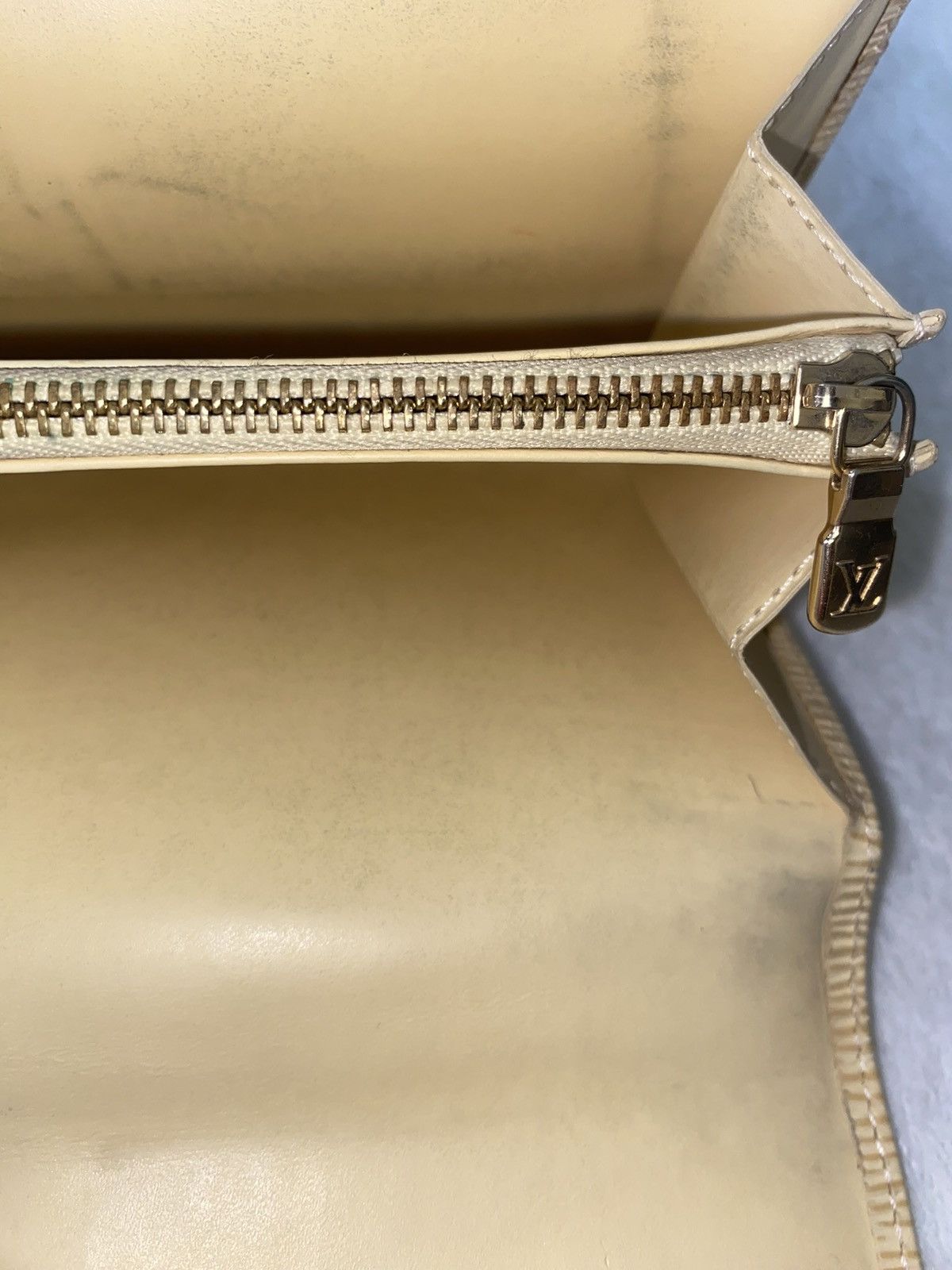 Louis Vuitton Louis Vuitton Wallet Size ONE SIZE - 6 Thumbnail