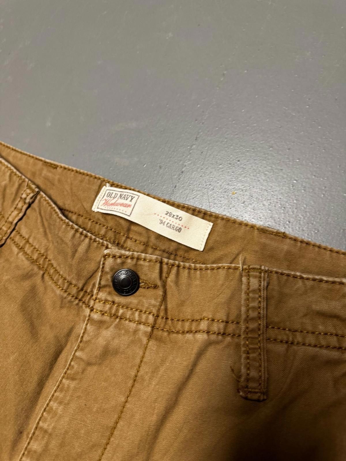 Old Navy Old Navy Cargo Pants - Tan Size US 29 - 4 Thumbnail