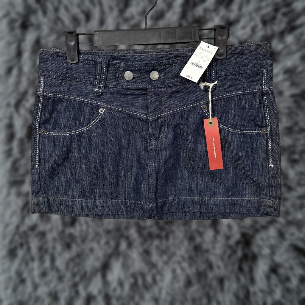 Express Y2K Express Jeans Mini Skirt Size 6 Womens Denim Short Blue Pockets Zip 6 Express Jeans Vintage No Menus? Size 28" / US 6 / IT 42 - 1 Thumbnail