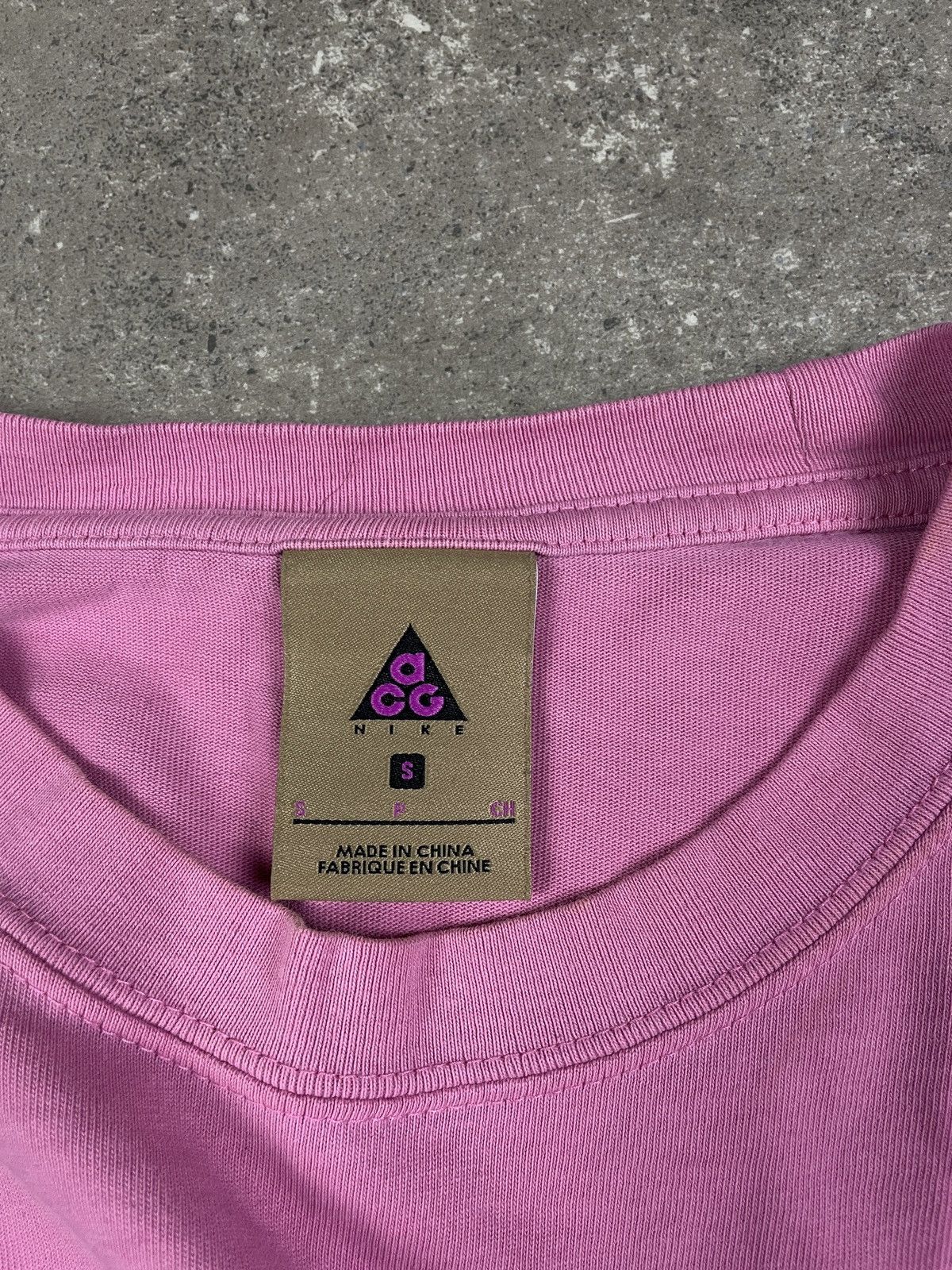 Vintage Nike ACG Y2K Big Logo Gorpcore Long Sleeve T Shirt Size US S / EU 44-46 / 1 - 3 Thumbnail