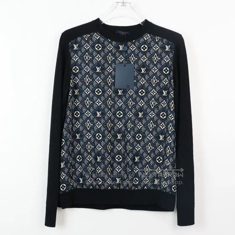 Louis Vuitton Louis Vuitton 1854 full-print mulberry silk long sleeve Size US S / EU 44-46 / 1 - 1 Thumbnail