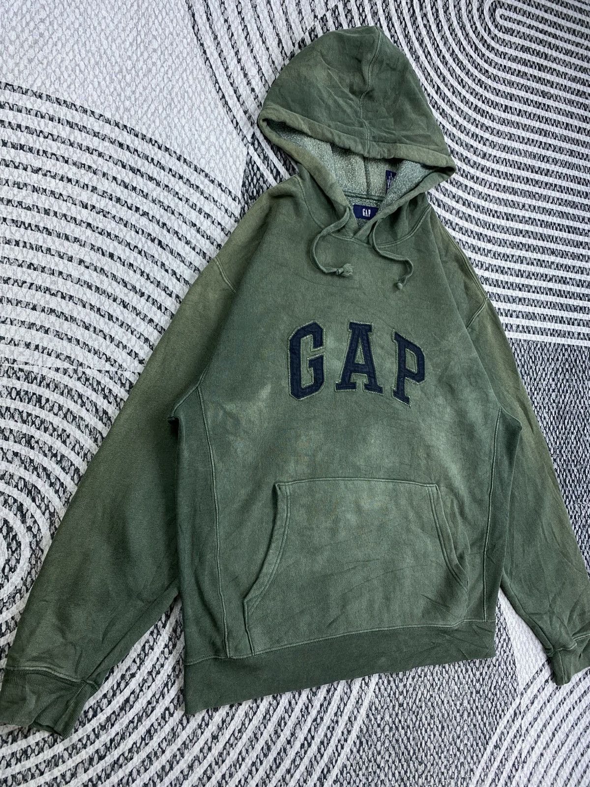 Gap Vintage Gap Big Spellout Faded Sweatshirt Hoodie Size US XL / EU 56 / 4 - 3 Thumbnail