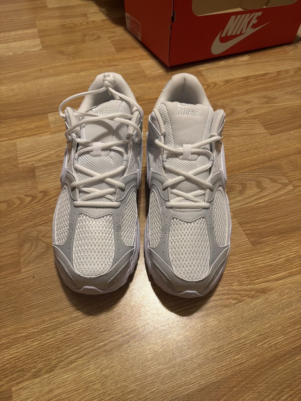 Nike Nike V5 RNR Size US 13 / EU 46 - 4 Thumbnail