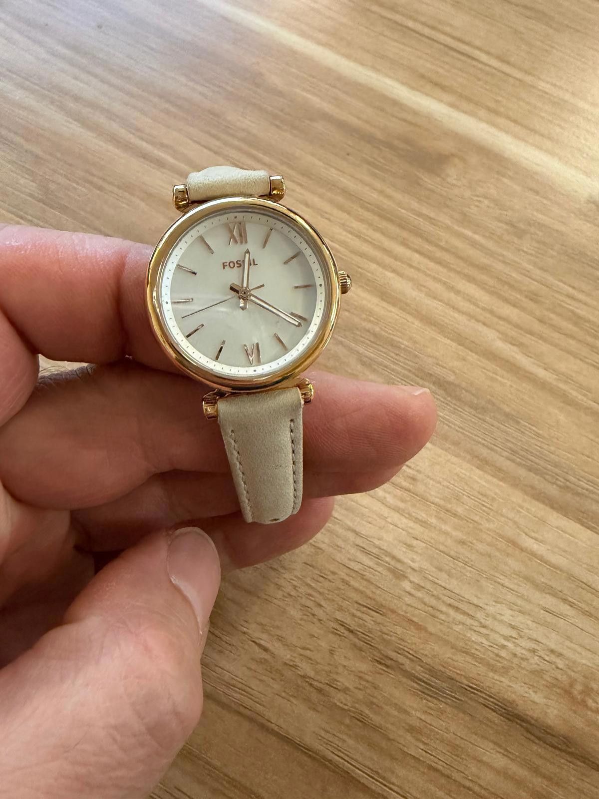 Fossil Fossil Carlie Mini Women's White Dial BeigeLeather BandWatch Size ONE SIZE - 5 Thumbnail