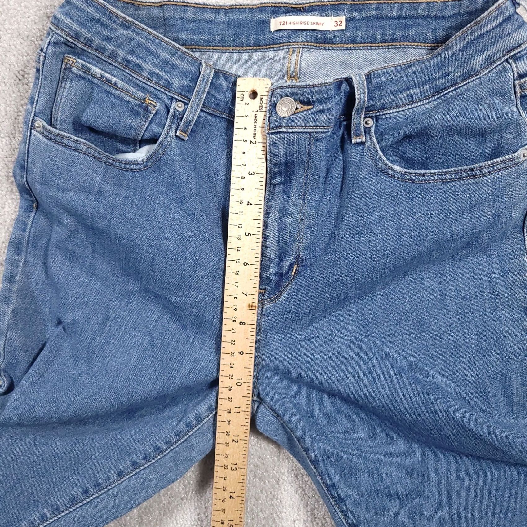 Levi's Levi's 721 High-Rise Skinny Akle Raw Him Dostressed Medium Wash Denim Womens 32 Size ONE SIZE - 7 Thumbnail