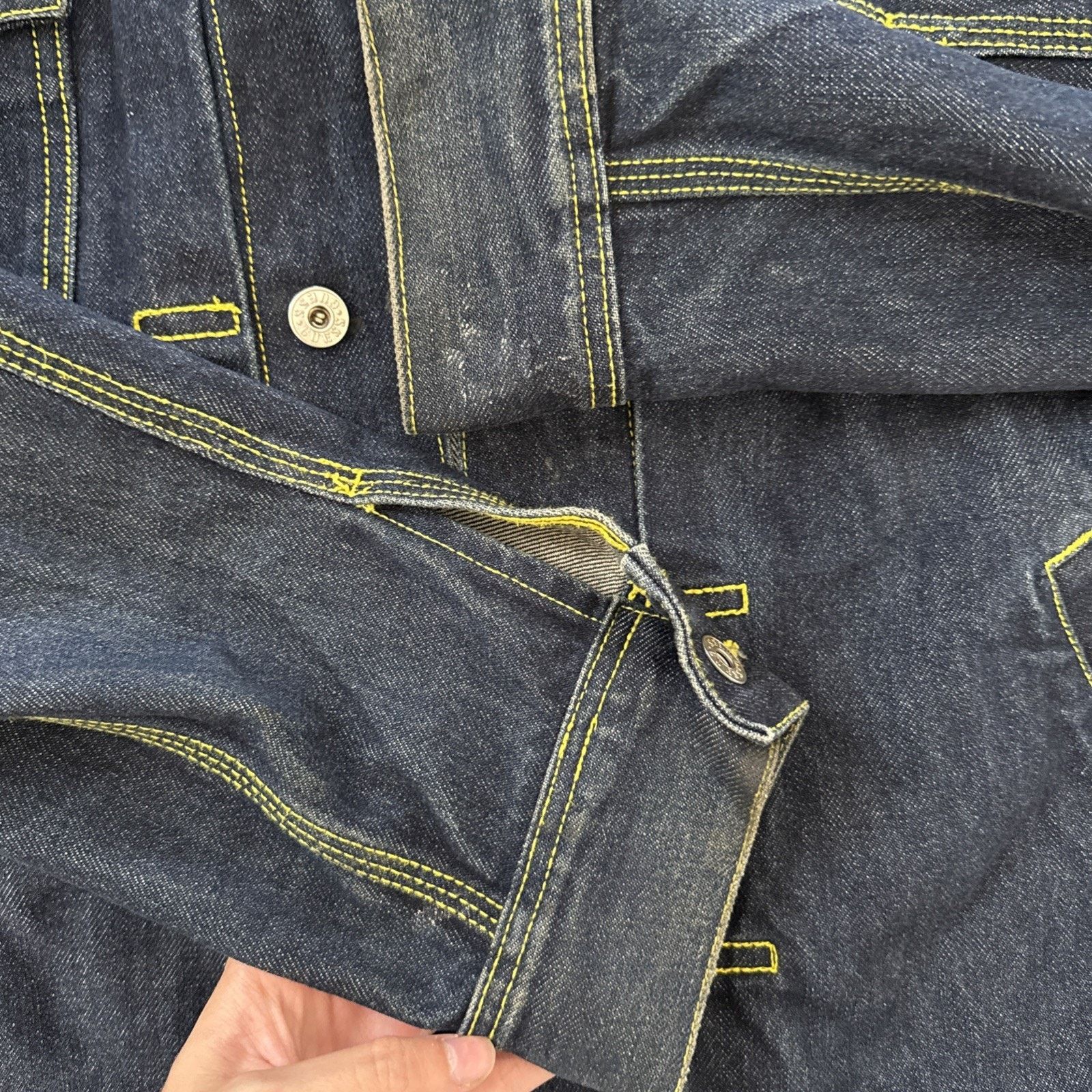 Guess Guess Vintage Jean Jacket dark wash Mens Size L Size US L / EU 52-54 / 3 - 6 Thumbnail