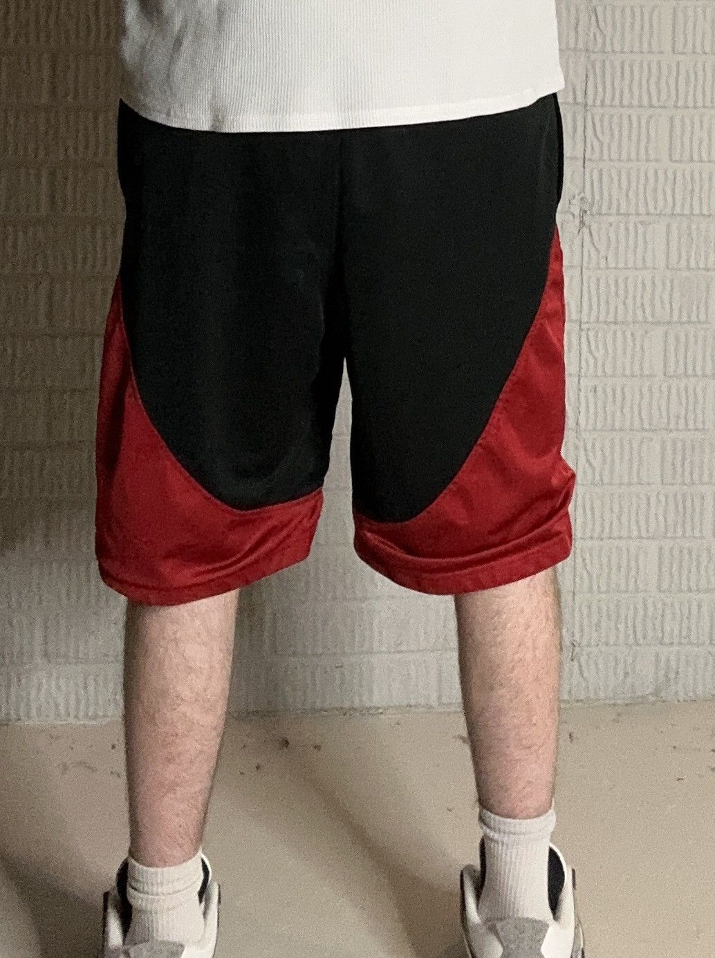 Nike Y2K 2000s Nike Basketball Baggy Shorts Size US 34 / EU 50 - 2 Thumbnail