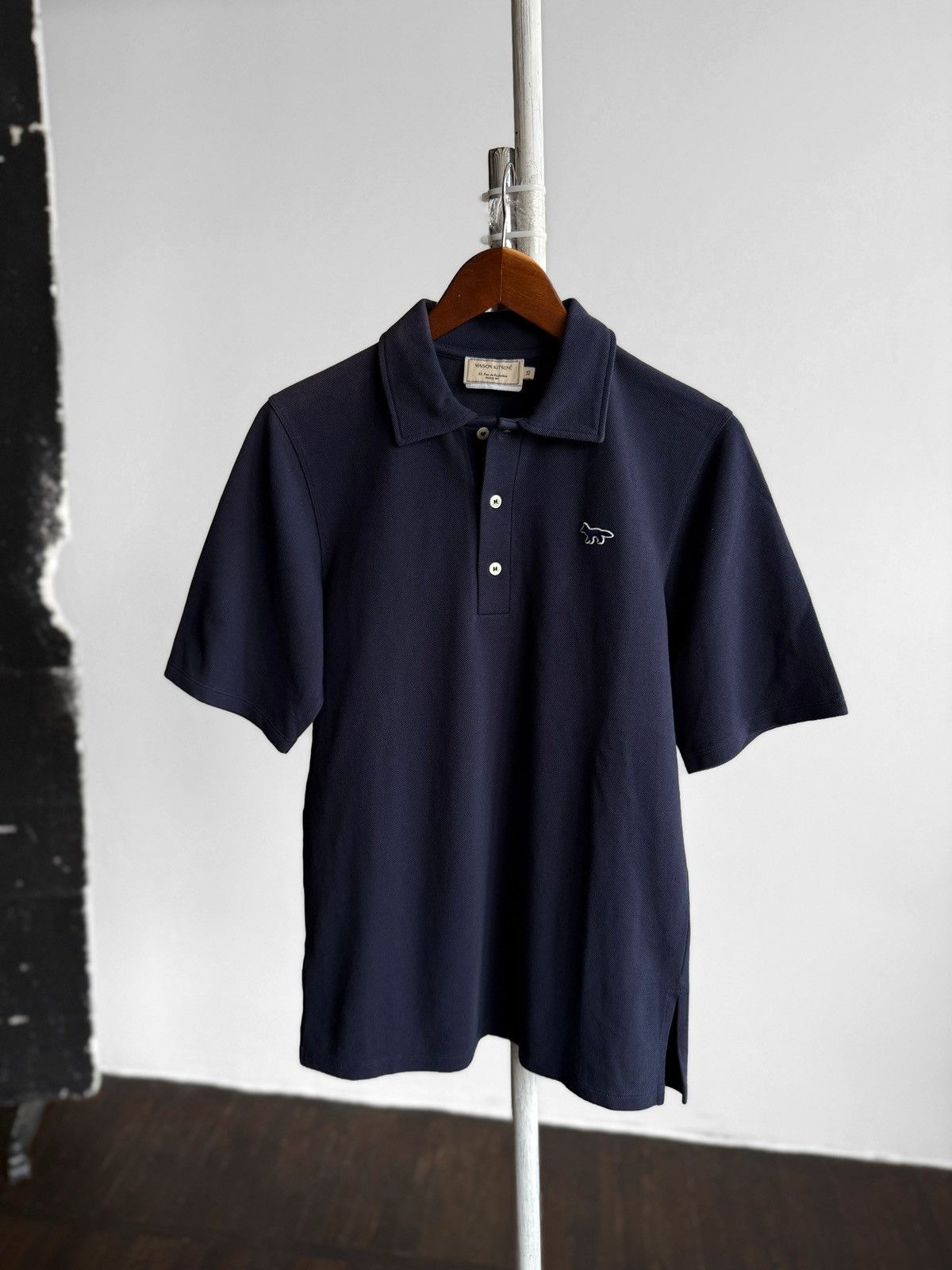 Maison Kitsune Maison Kitsune Mens Navy Fox Logo Patch Cotton Polo Shirt Size US XS / EU 42 / 0 - 1 Thumbnail