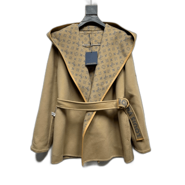 Louis Vuitton Louis Vuitton Beige Logo Cashmere Coat Size S / US 4 / IT 40 - 1 Thumbnail