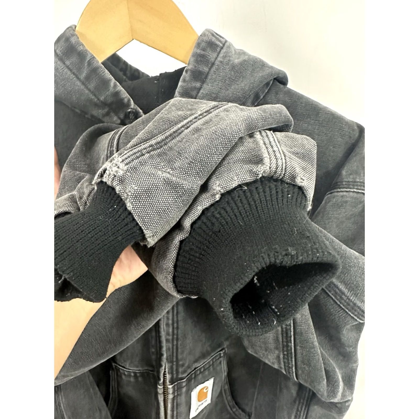 Carhartt VINTAGE 90s Carhartt WIP Canvas Jacket XL Black Mens Bomber Grunge Workwear Faded Thrashed Size US XL / EU 56 / 4 - 7 Thumbnail