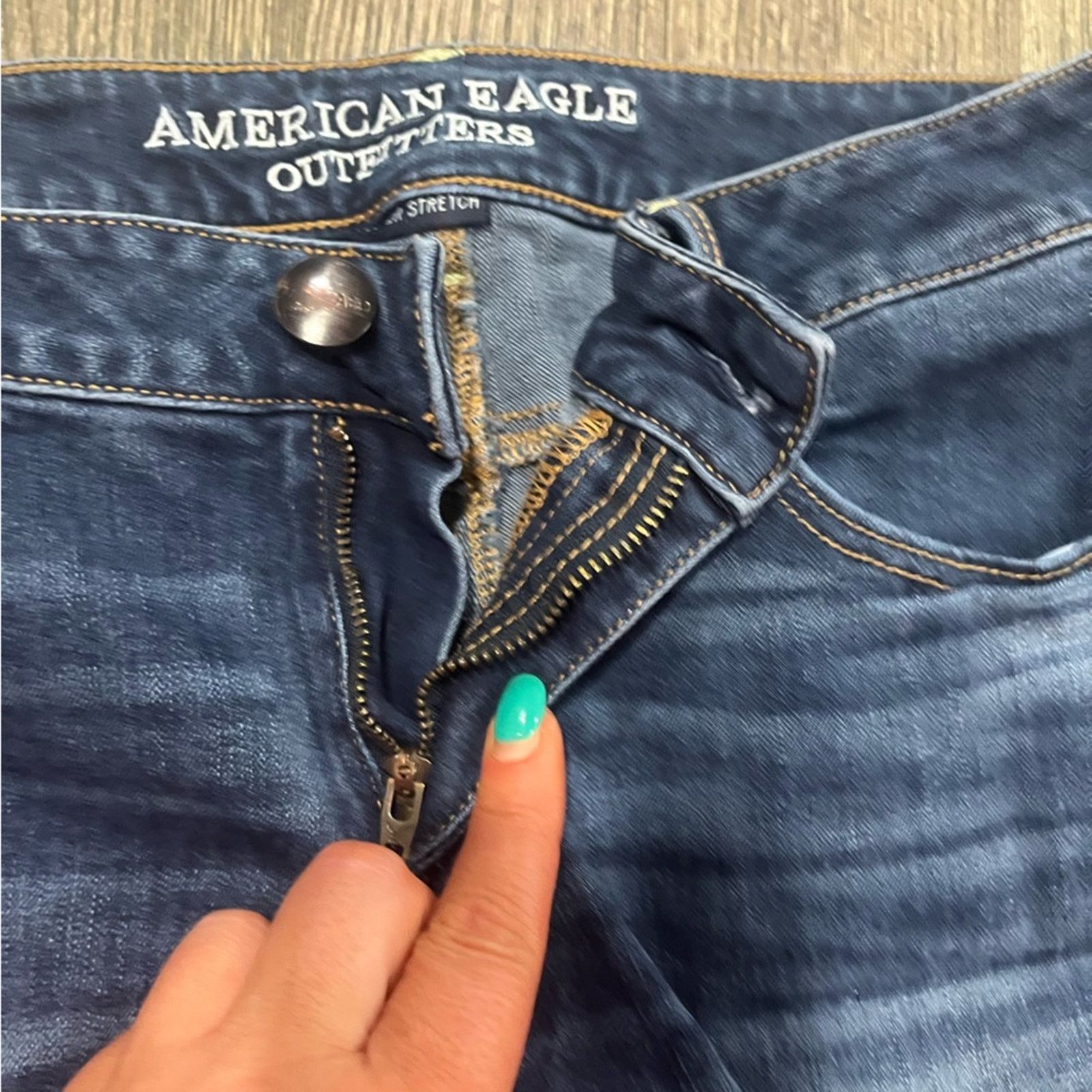 American Eagle Outfitters American Eagle AEO Denim Shortie Shorts Dark Wash Blue Size8 Size 30" / US 8 / IT 44 - 4 Thumbnail