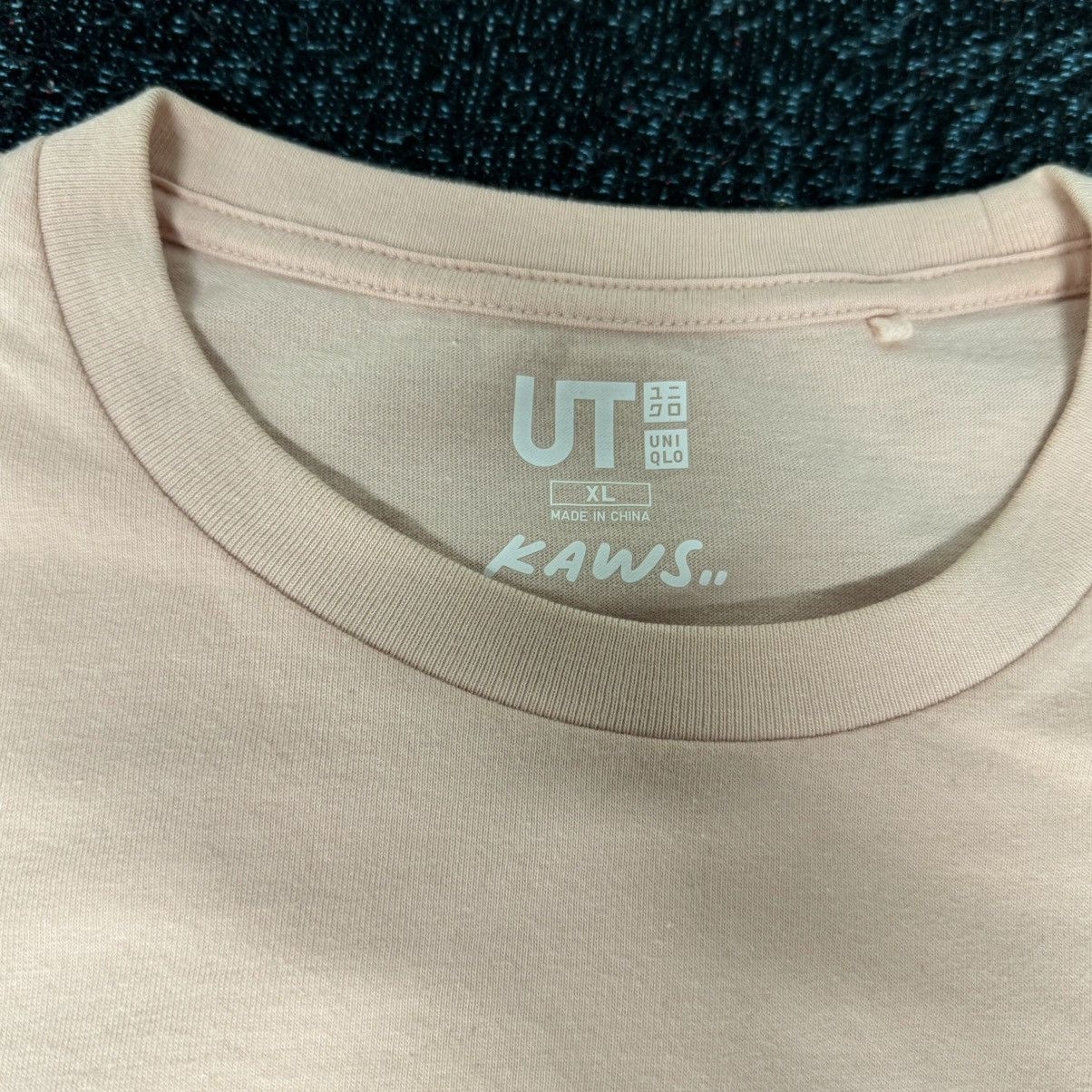 Kaws × Uniqlo KAWS X UNIQLO COMPANION TEE PINK Size US XL / EU 56 / 4 - 3 Thumbnail