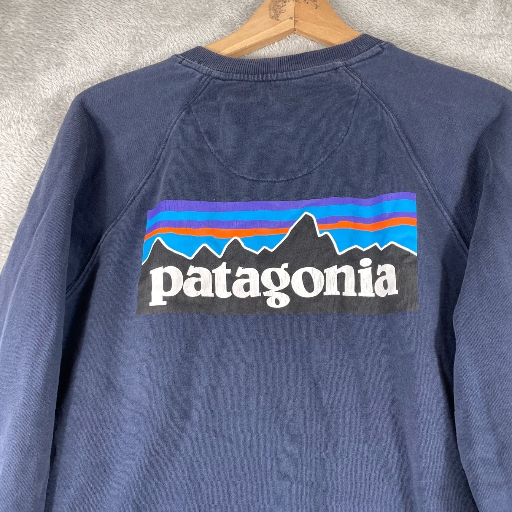Patagonia Patagonia Sweatshirt Mens XS Navy Blue P-6 Logo Graphic Pullover Organic Cotton Size US XS / EU 42 / 0 - 5 Thumbnail