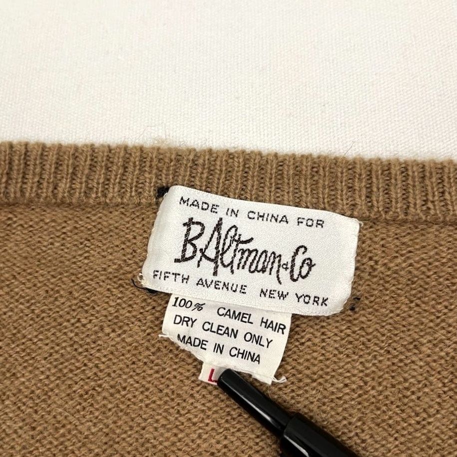 CO VINTAGE B Altman Co Camel Hair Sweater Mens L Brown Knit V-Neck Old Money Preppy 90s Mens Size US L / EU 52-54 / 3 - 2 Thumbnail
