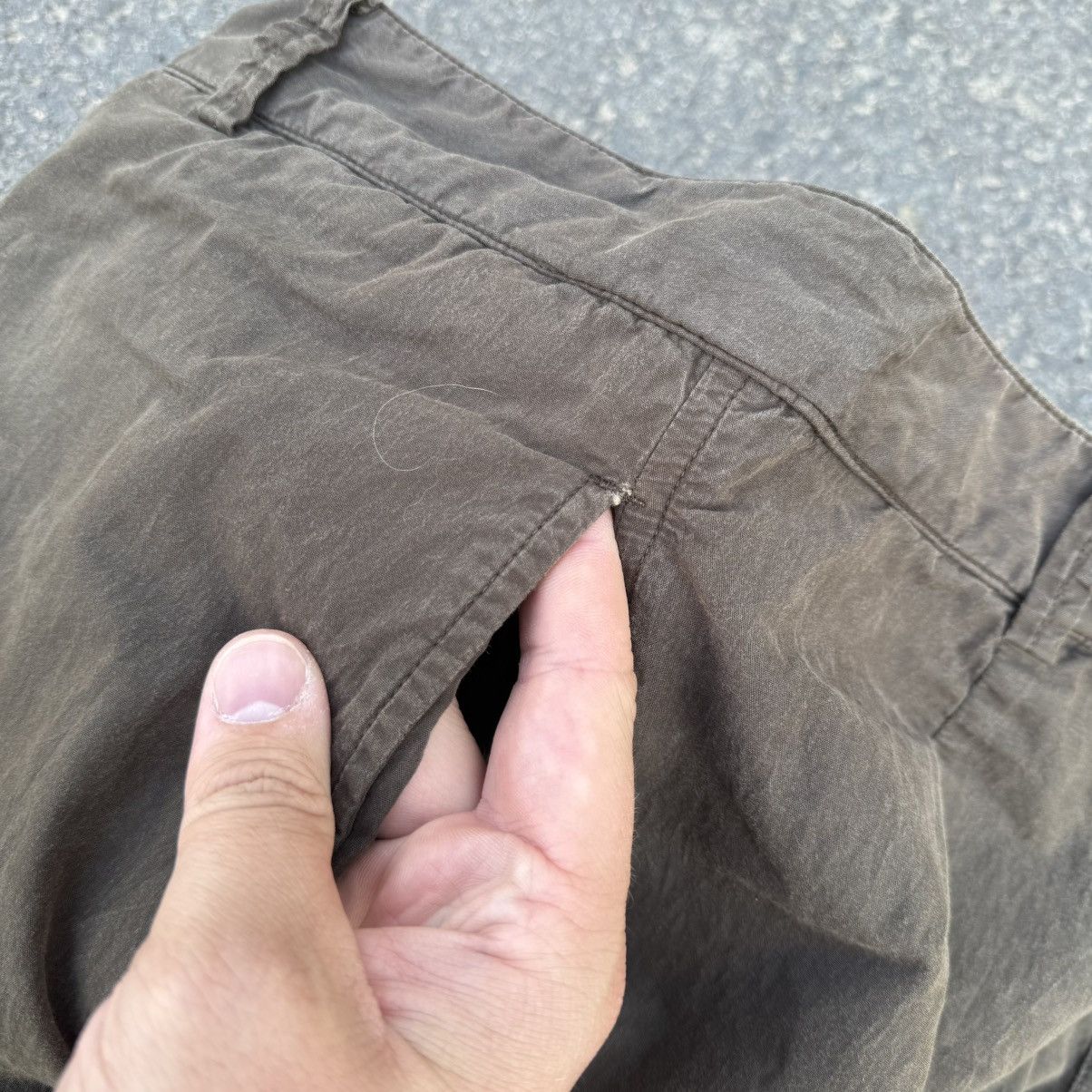 C.P. Company C.P. Company Archive Cargo Brown Nylon Trousers Relaxed Fit Size US 38 / EU 54 - 16 Thumbnail
