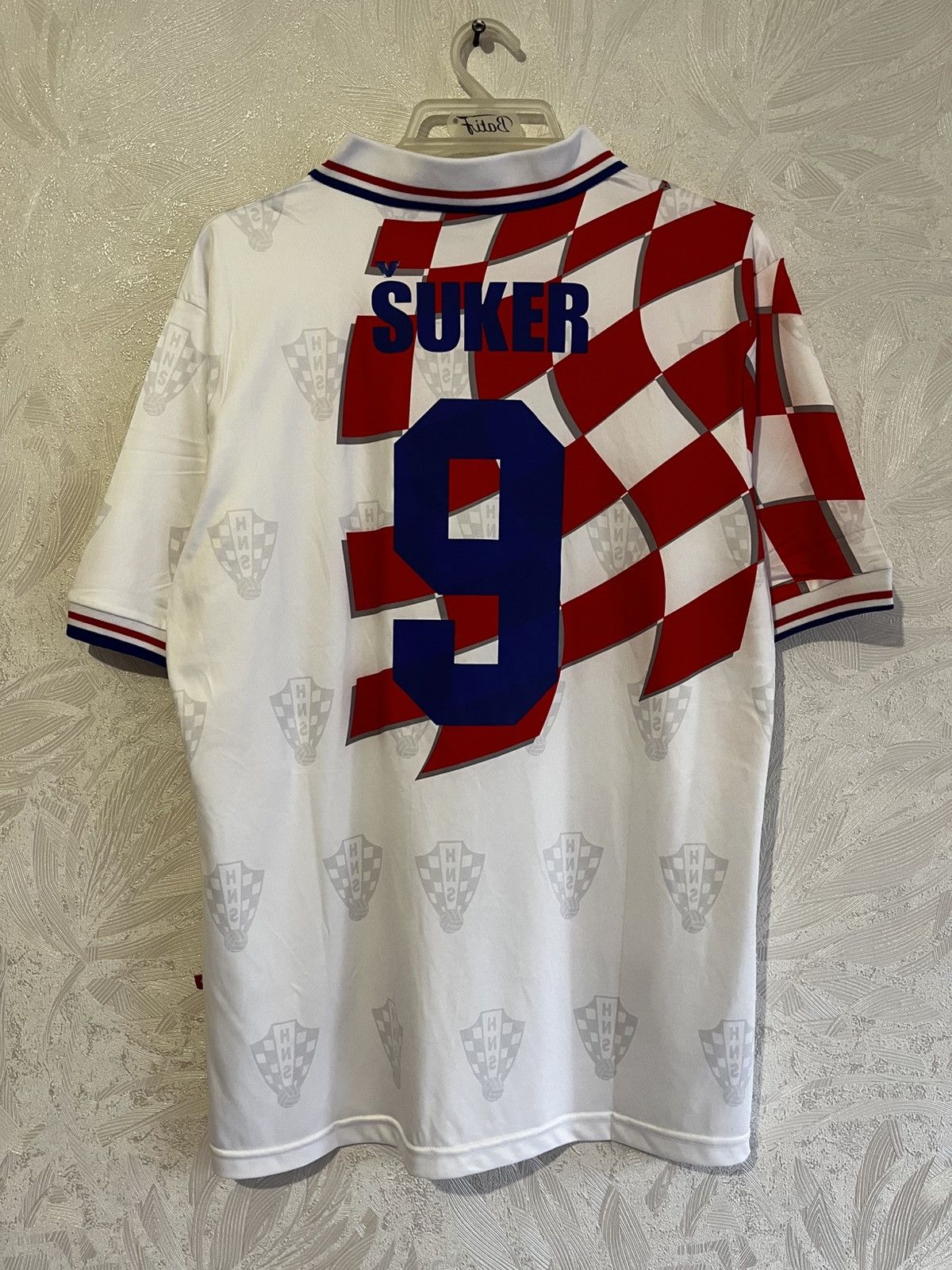 Lotto Sport RARE🔥 1998 Lotto Croatia Away Soccer Jersey Suker Vintage Size US XL / EU 56 / 4 - 2 Thumbnail
