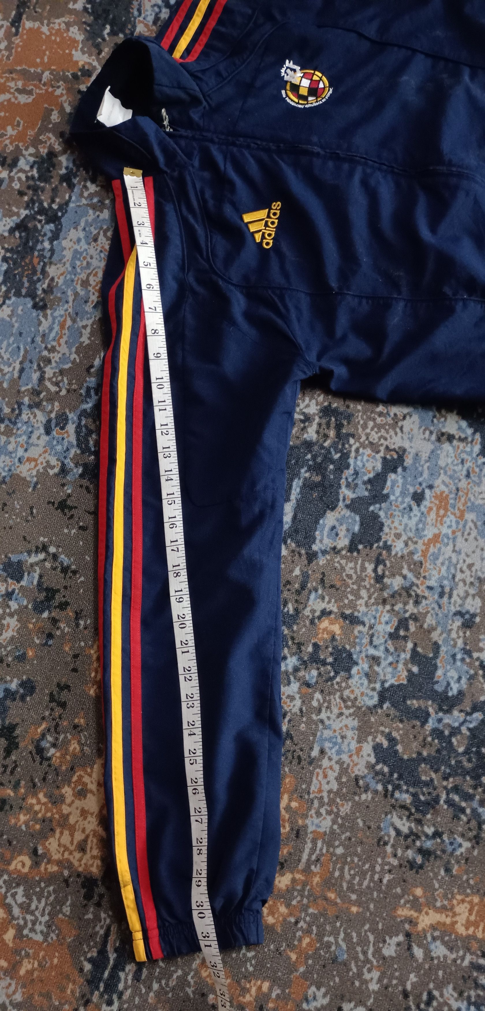 Adidas Adidas Spain 2010 World Cup Tracksuit Jacket Size US M / EU 48-50 / 2 - 19 Thumbnail