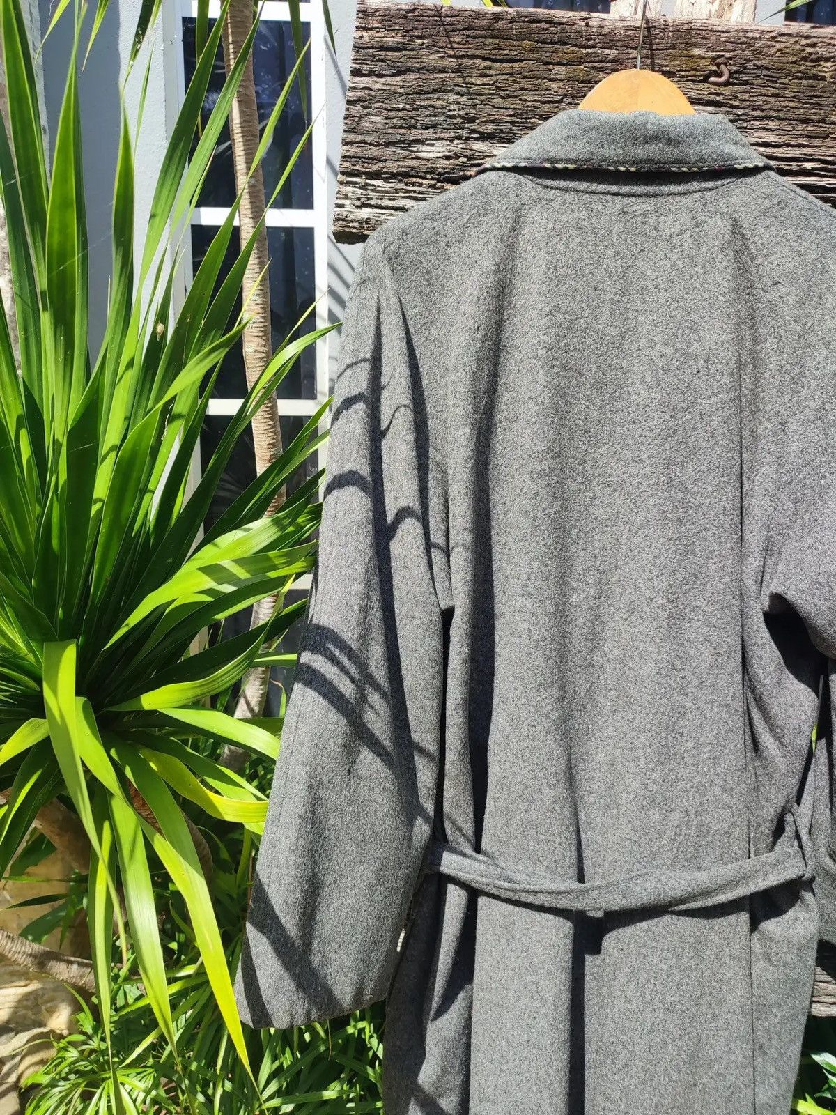 Burberry Burberry London Wool Robe Coat w/ Belt Made in Japan, Size M Size M / US 6-8 / IT 42-44 - 9 Thumbnail